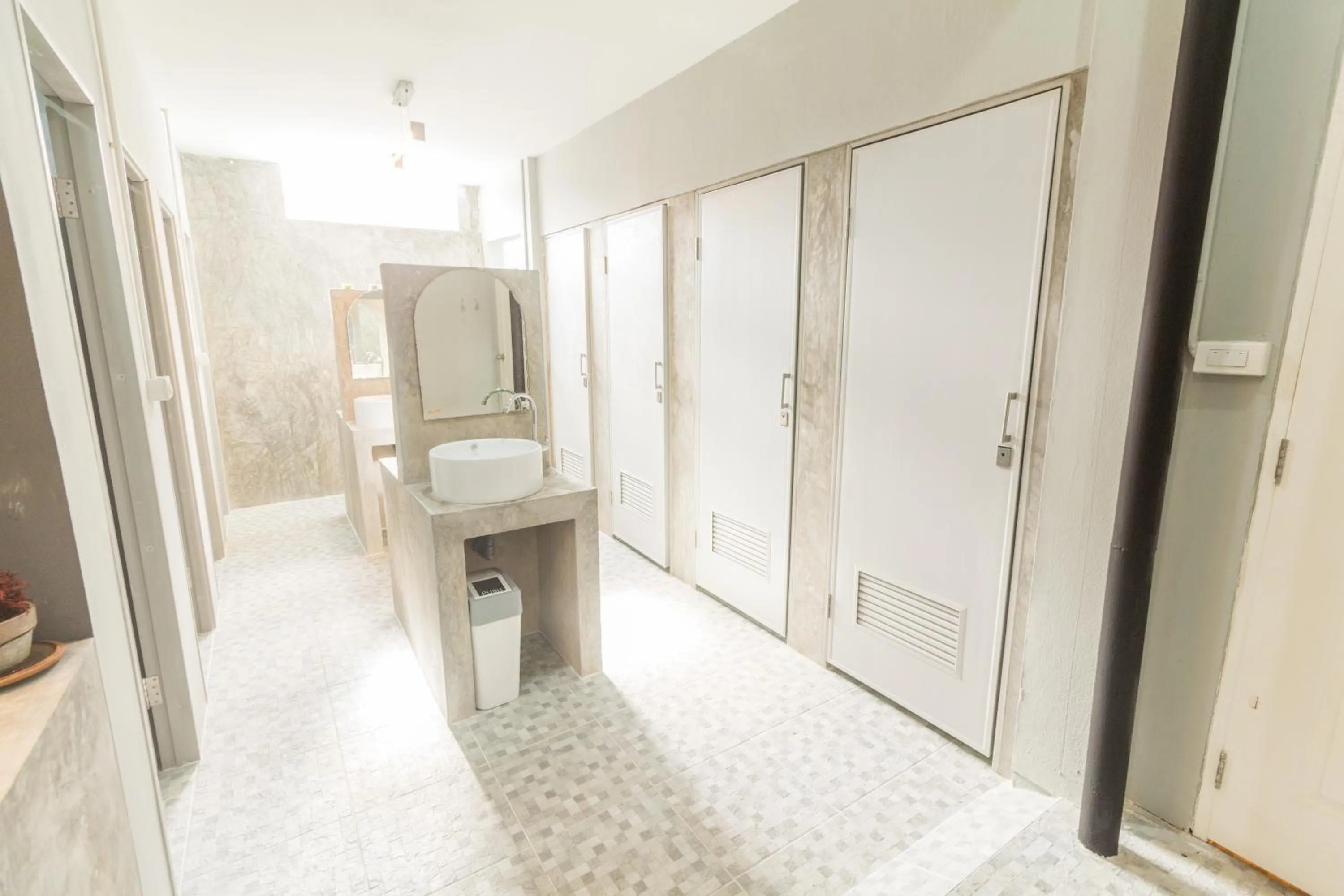 Shower in Iris Hostel