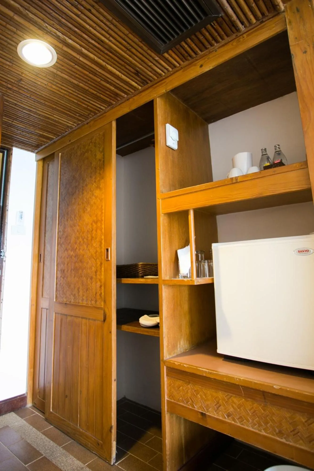 Rayong Resort Hotel โรงแรมระยองรีสอร์ท