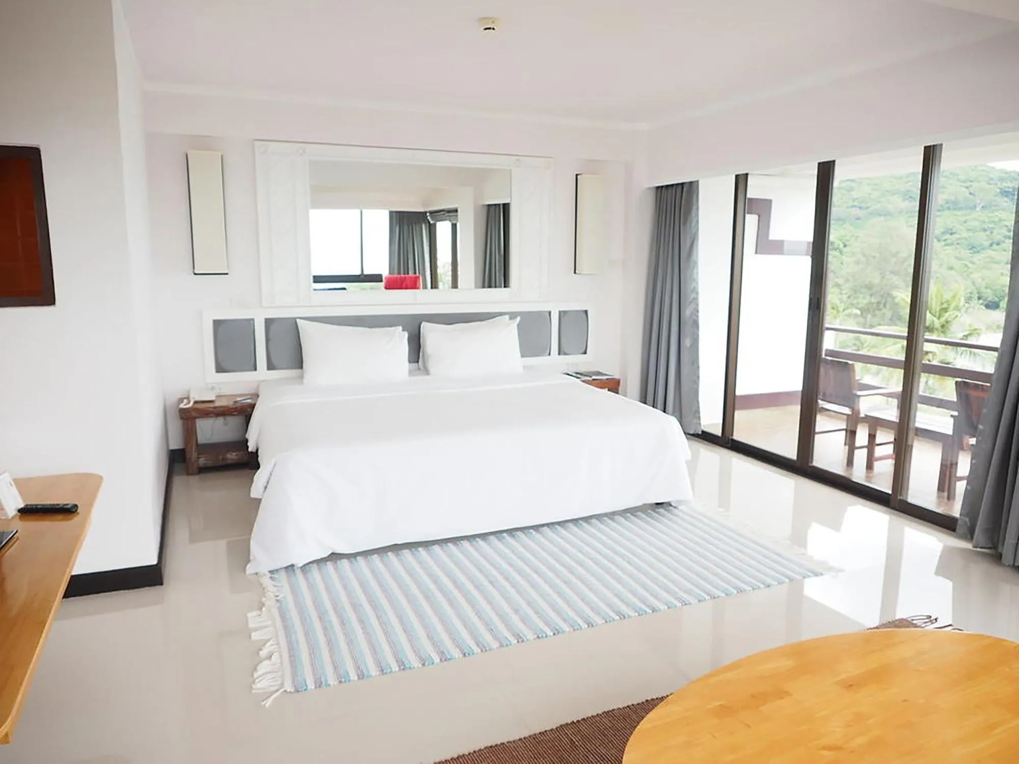 Bed in Rayong Resort Hotel โรงแรมระยองรีสอร์ท