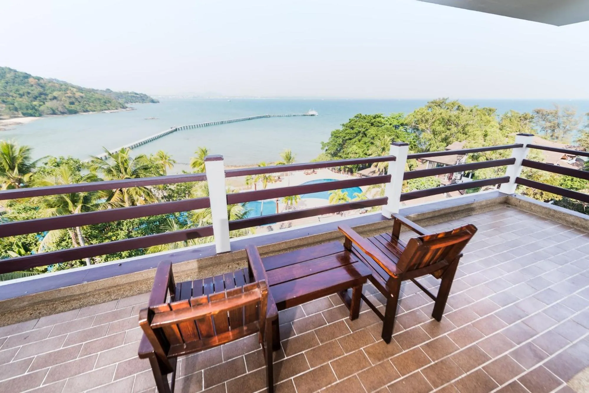 Balcony/Terrace in Rayong Resort Hotel โรงแรมระยองรีสอร์ท