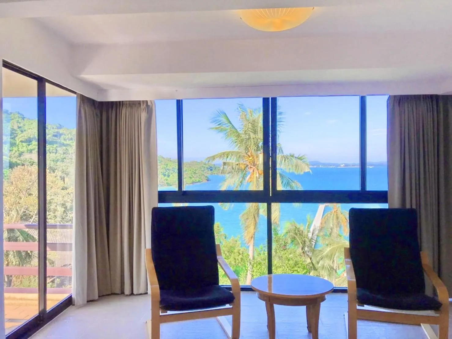 Rayong Resort Hotel โรงแรมระยองรีสอร์ท