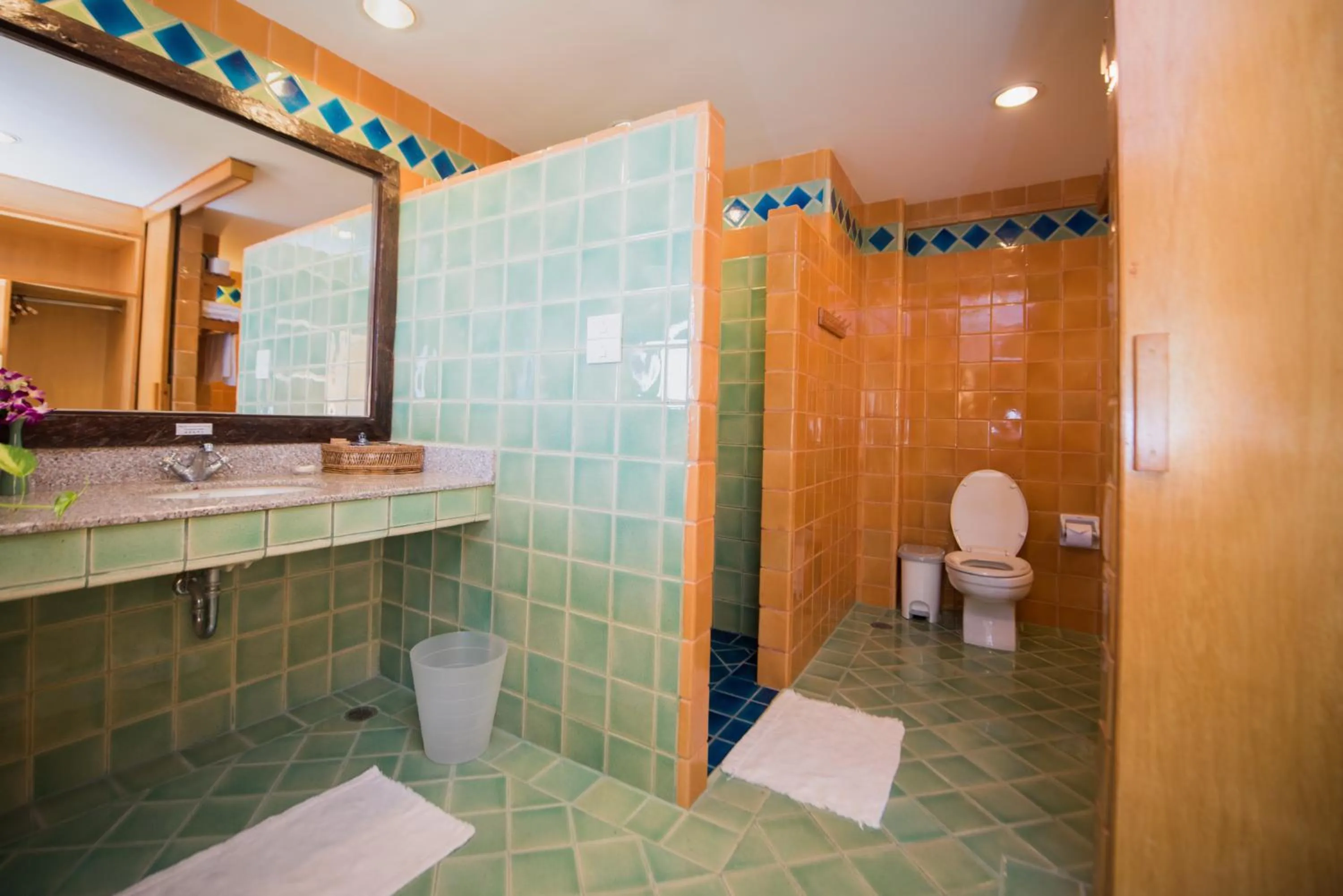 Rayong Resort Hotel โรงแรมระยองรีสอร์ท