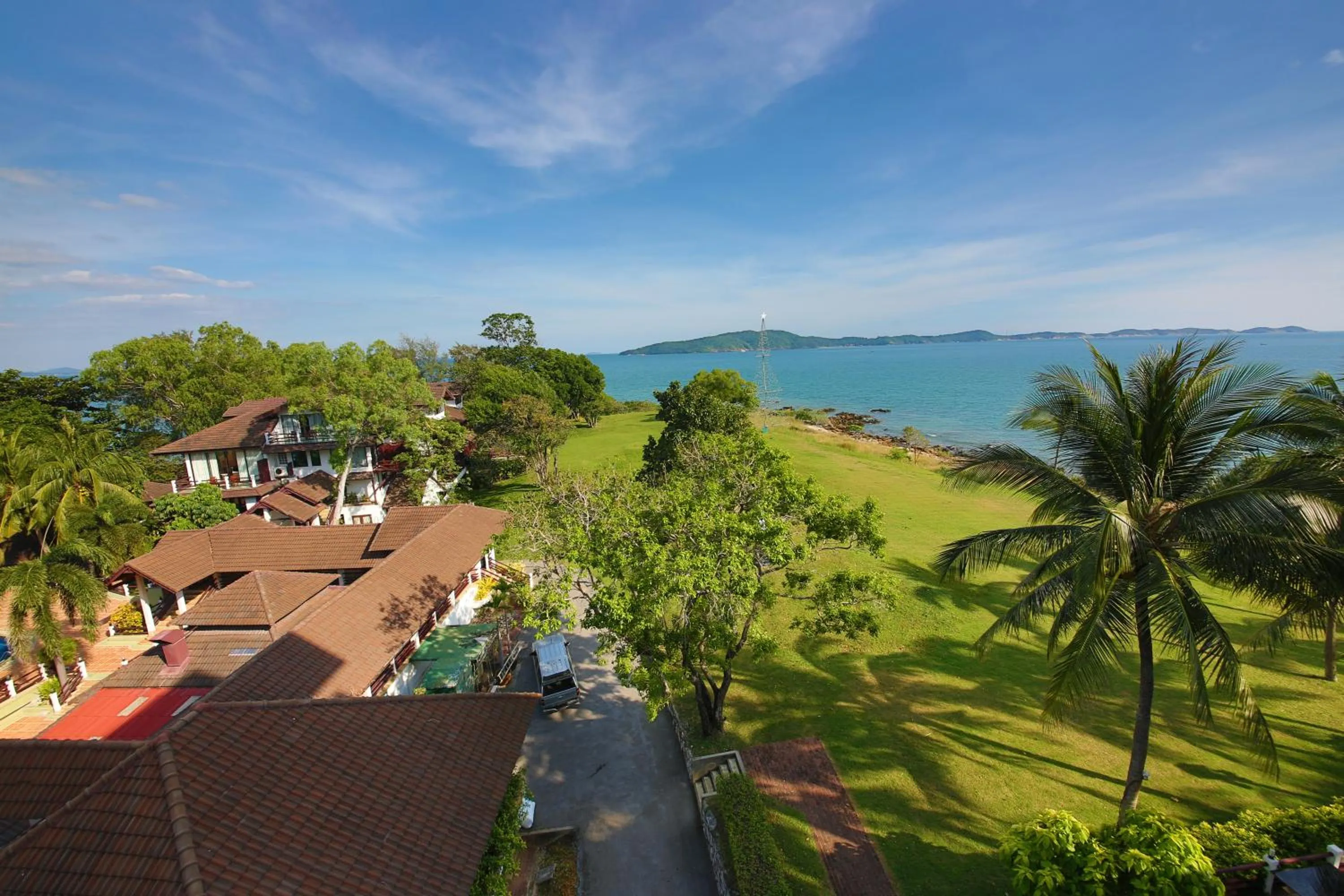 Rayong Resort Hotel โรงแรมระยองรีสอร์ท