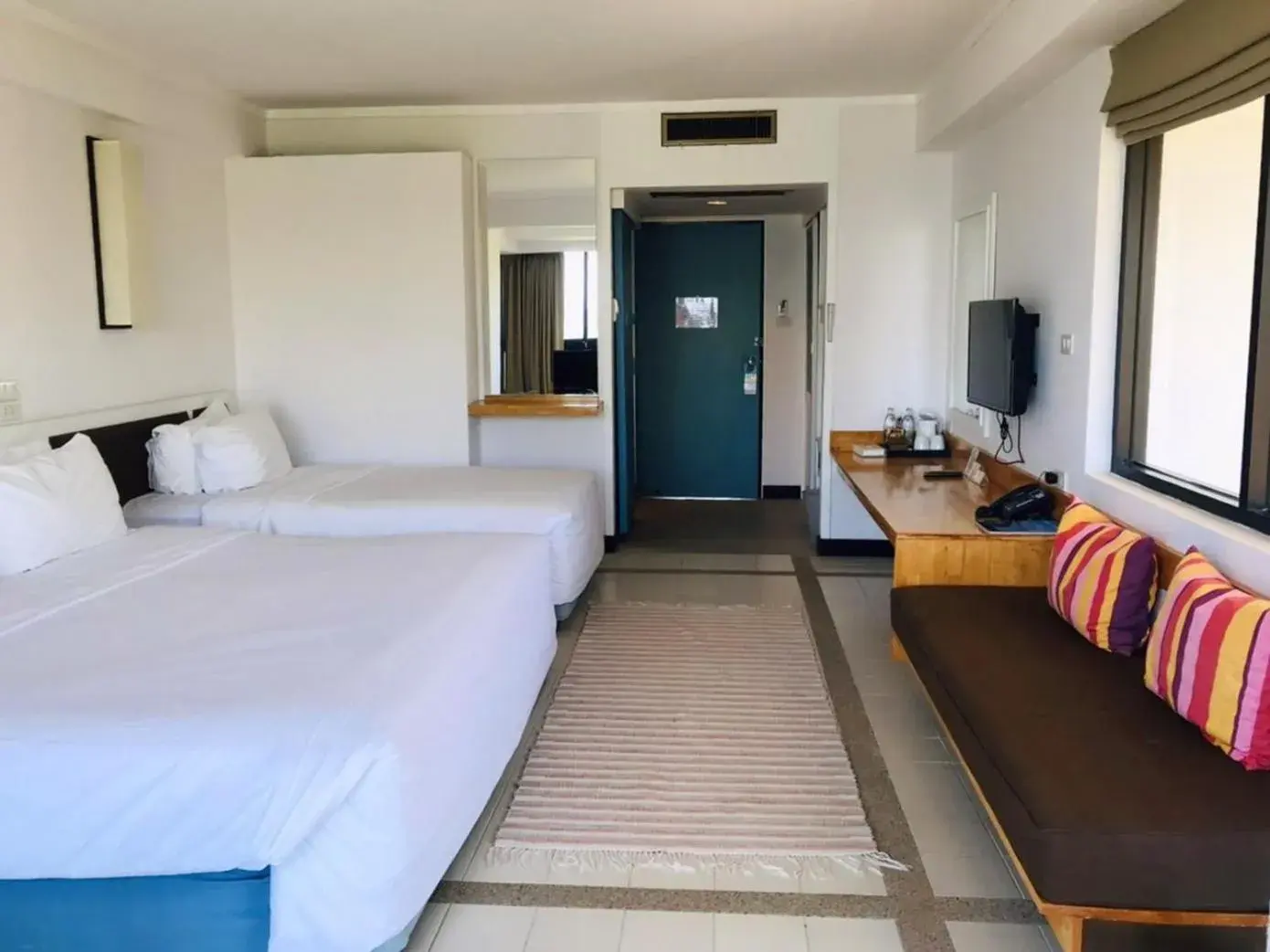 Bedroom, Bed in Rayong Resort Hotel โรงแรมระยองรีสอร์ท Bedroom, Bed in Rayong Resort Hotel โรงแรมระยองรีสอร์ท