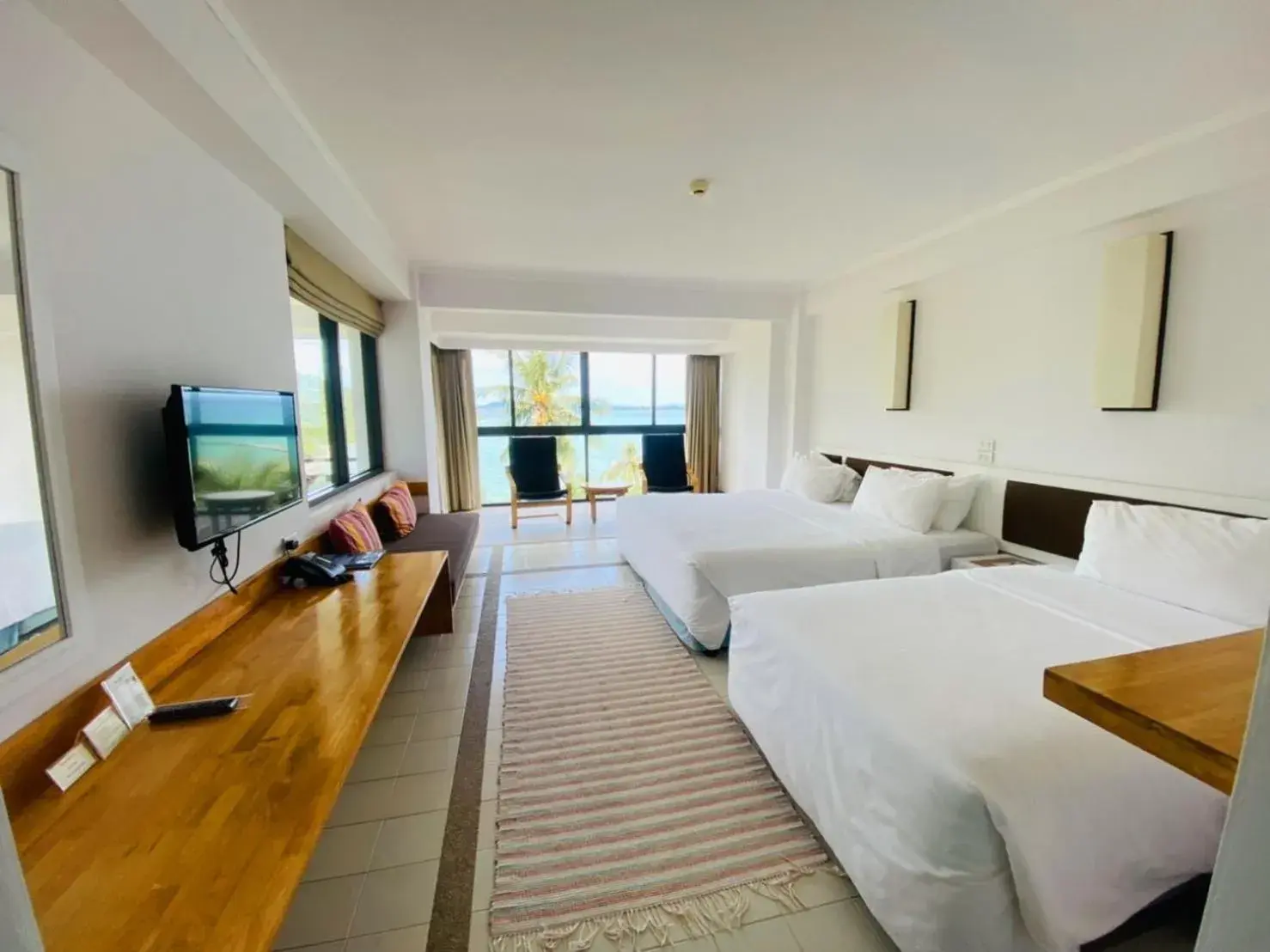 Bedroom, Bed in Rayong Resort Hotel โรงแรมระยองรีสอร์ท Bedroom, Bed in Rayong Resort Hotel โรงแรมระยองรีสอร์ท