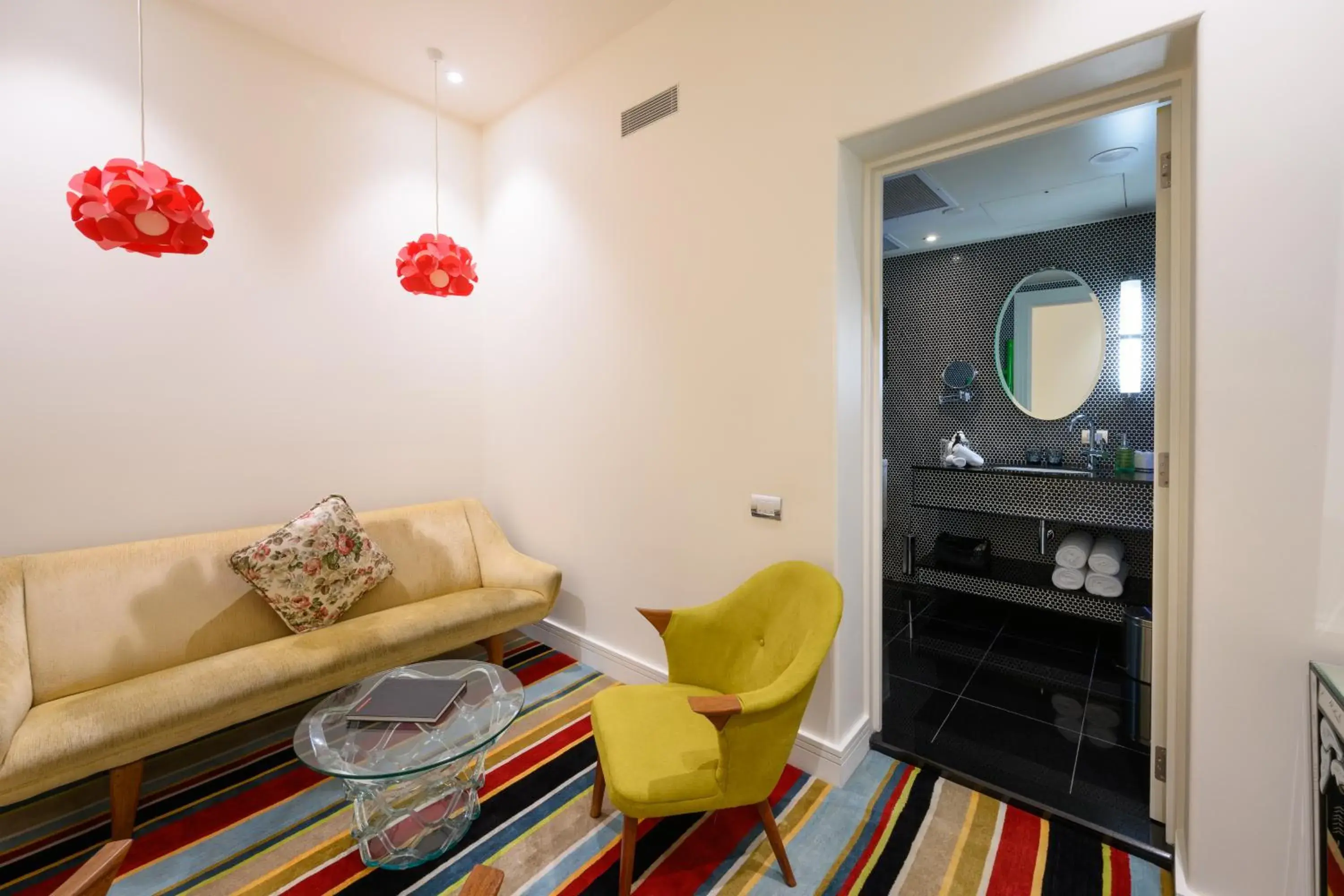 Bed in Hotel DeBrett Bed in Hotel DeBrett