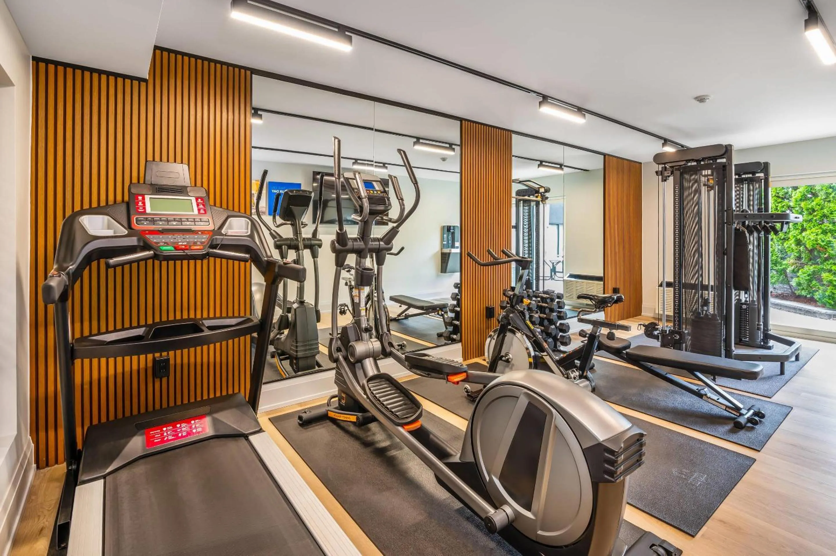 Fitness centre/facilities in Comfort Inn