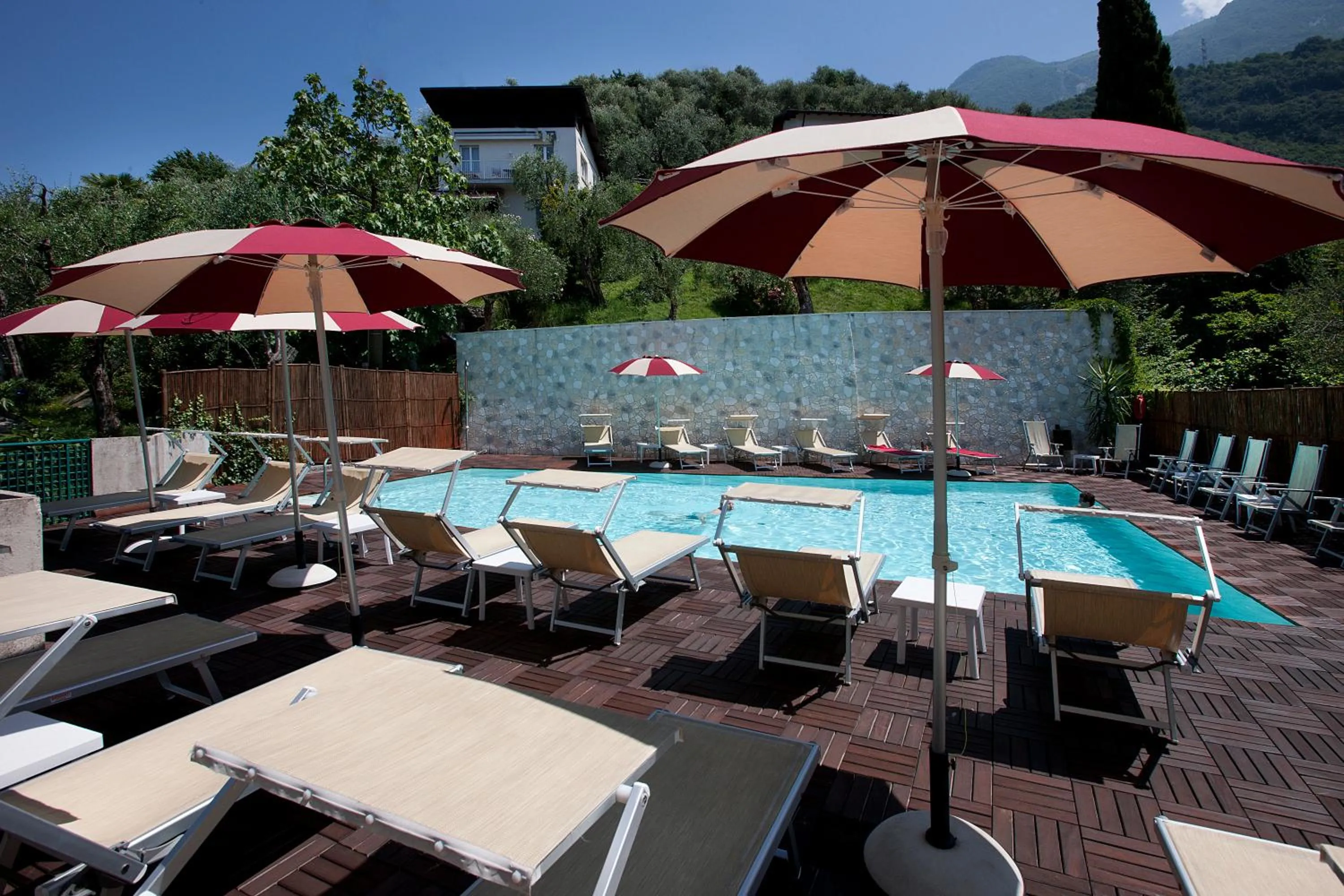 Swimming pool in Hotel Villa Smeralda