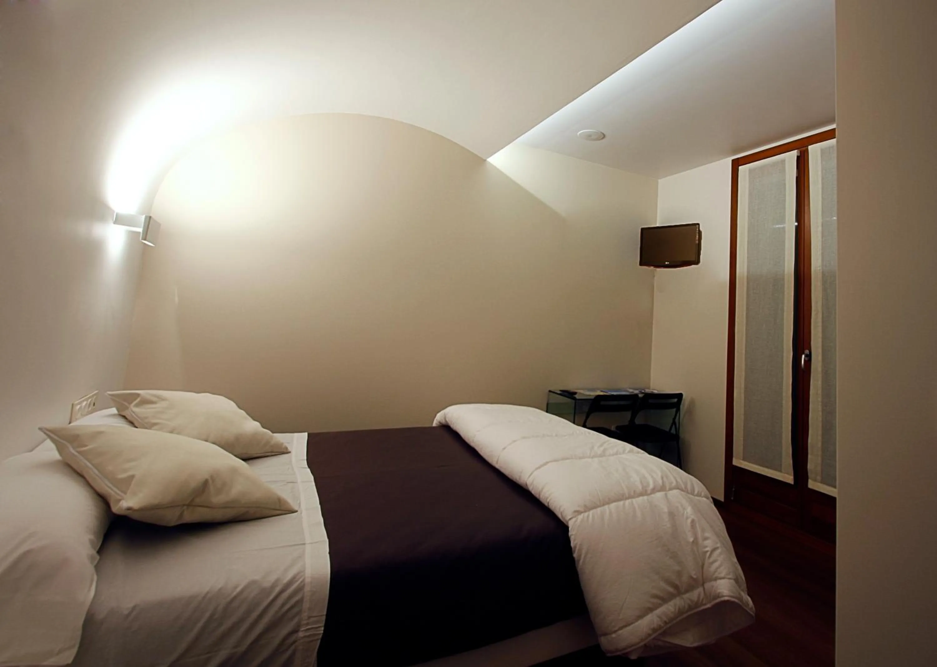 Bed in Pensión Iturriza