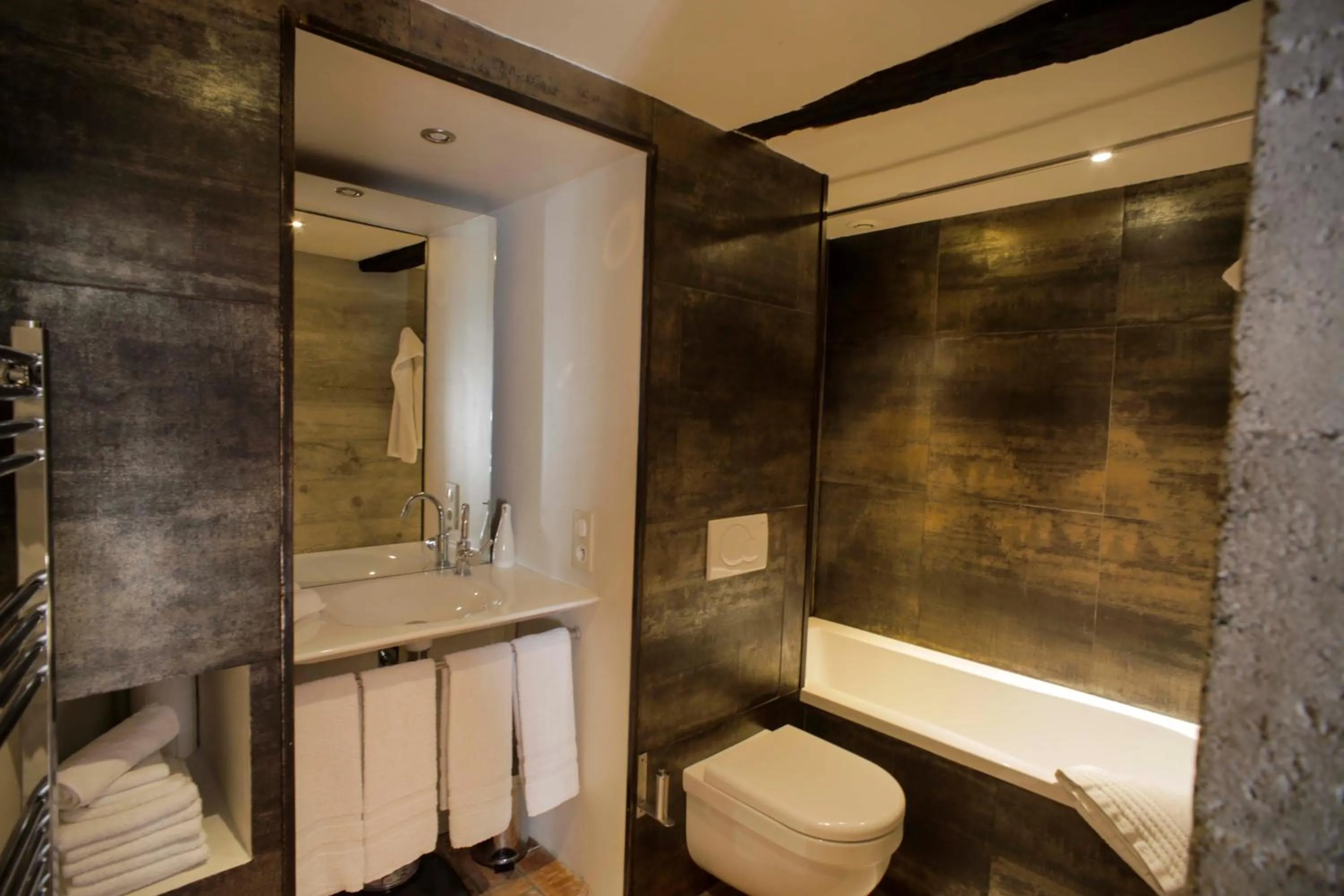 la maison aux bonsais