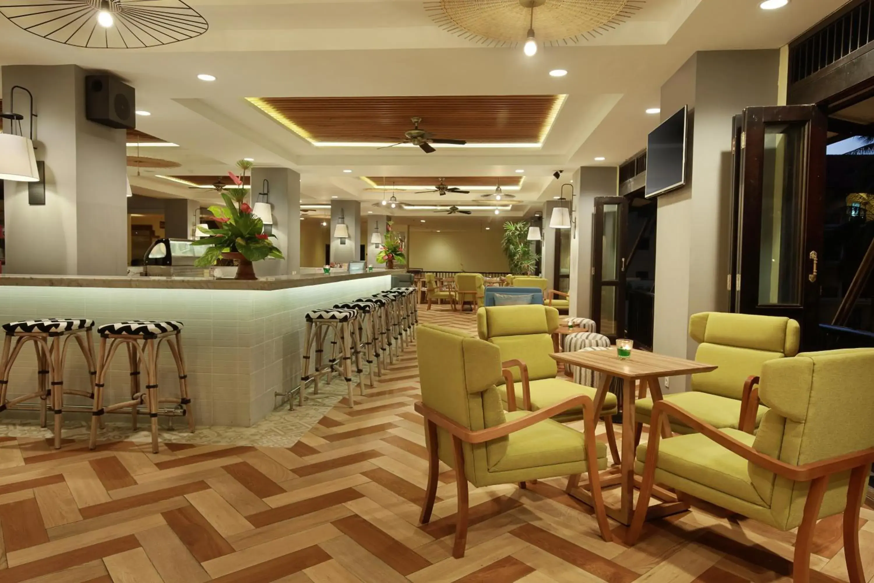 Lounge or bar in Manado Tateli Resort and Convention Lounge or bar in Manado Tateli Resort and Convention