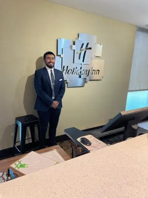 Standard Room in Holiday Inn - Mississauga Toronto West by IHG Standard Room in Holiday Inn - Mississauga Toronto West by IHG