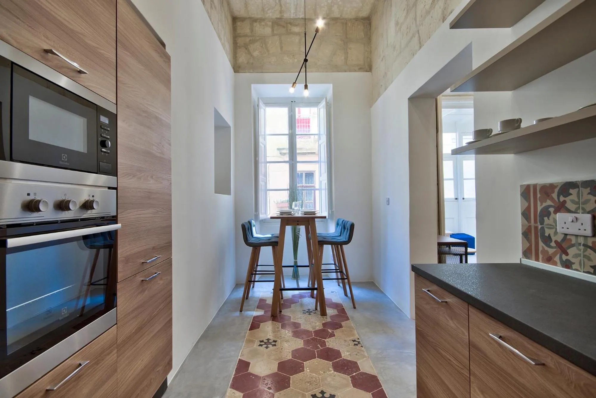 Kitchen or kitchenette in Vallettastay Classic Apartments