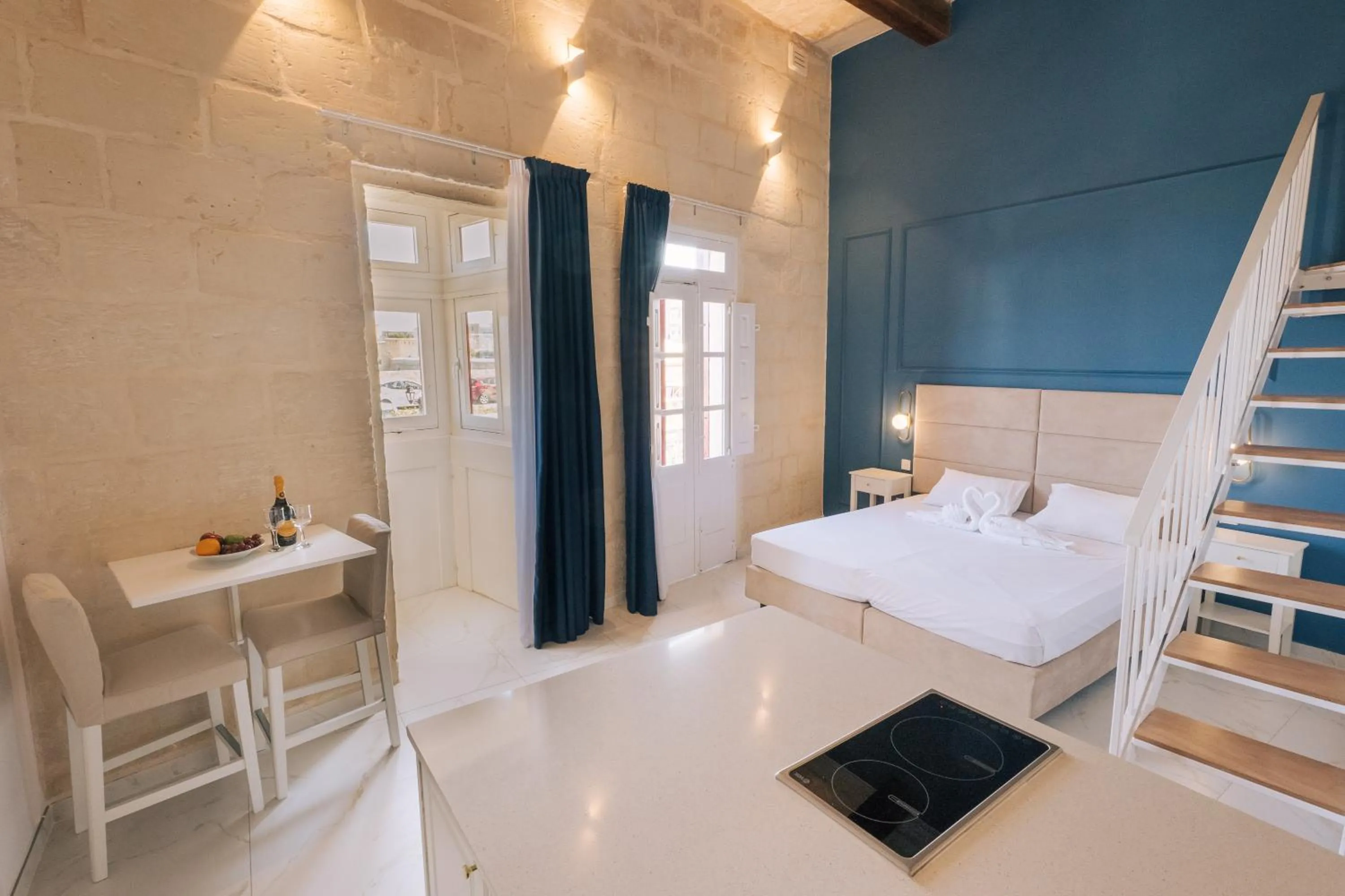 Bedroom, Bed in Vallettastay Classic Apartments