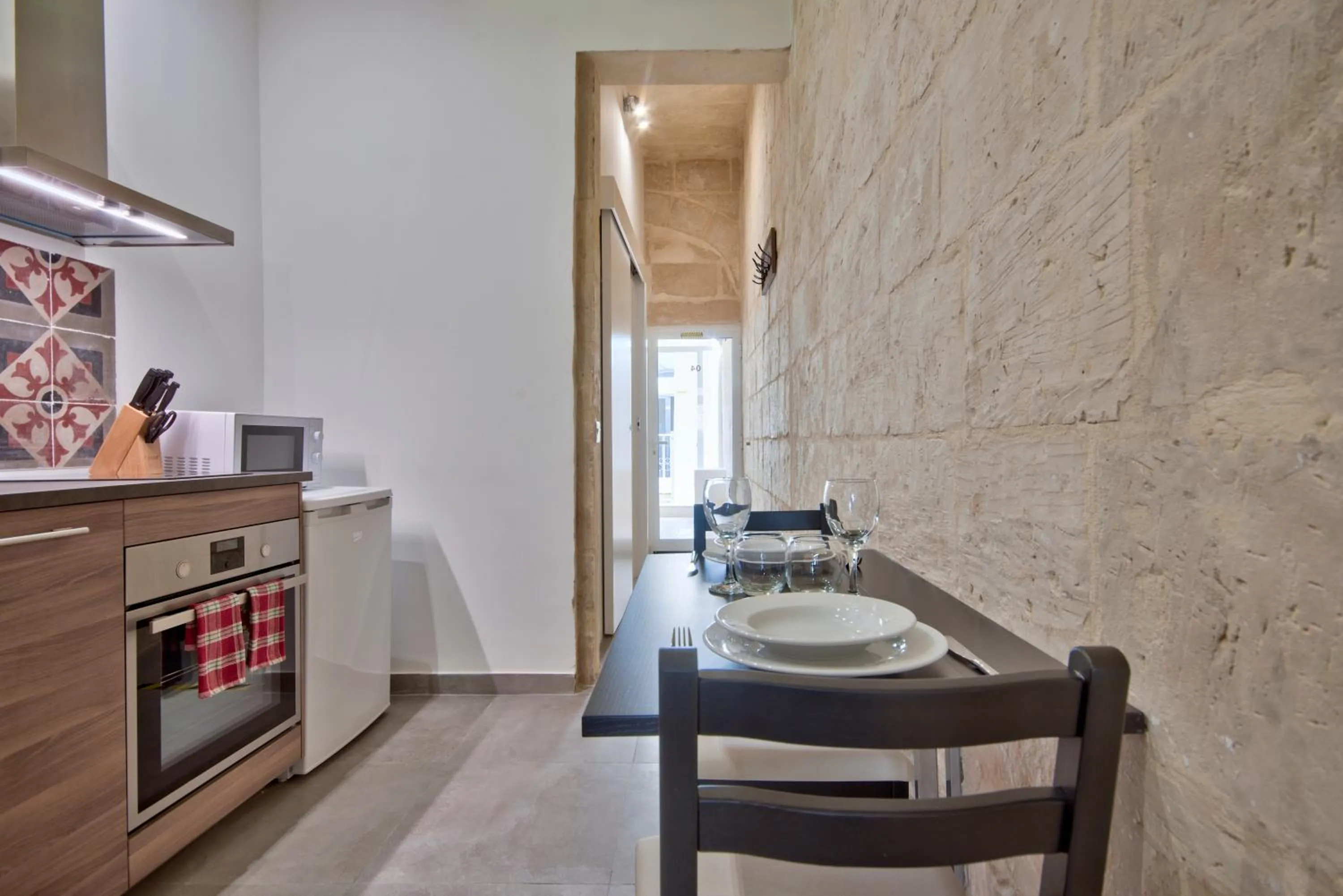 Kitchen or kitchenette in Vallettastay Classic Apartments
