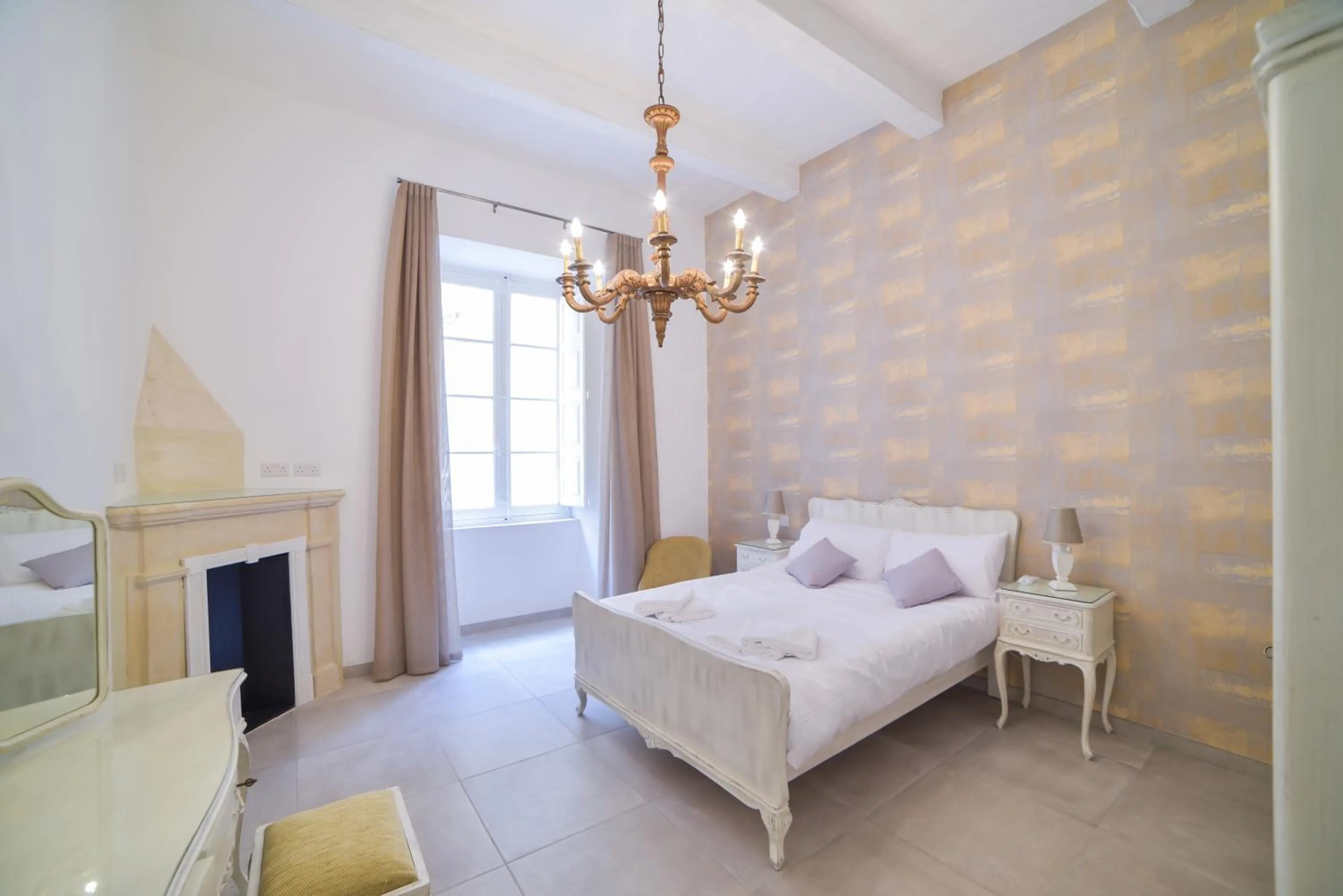 Bed in Vallettastay Classic Apartments
