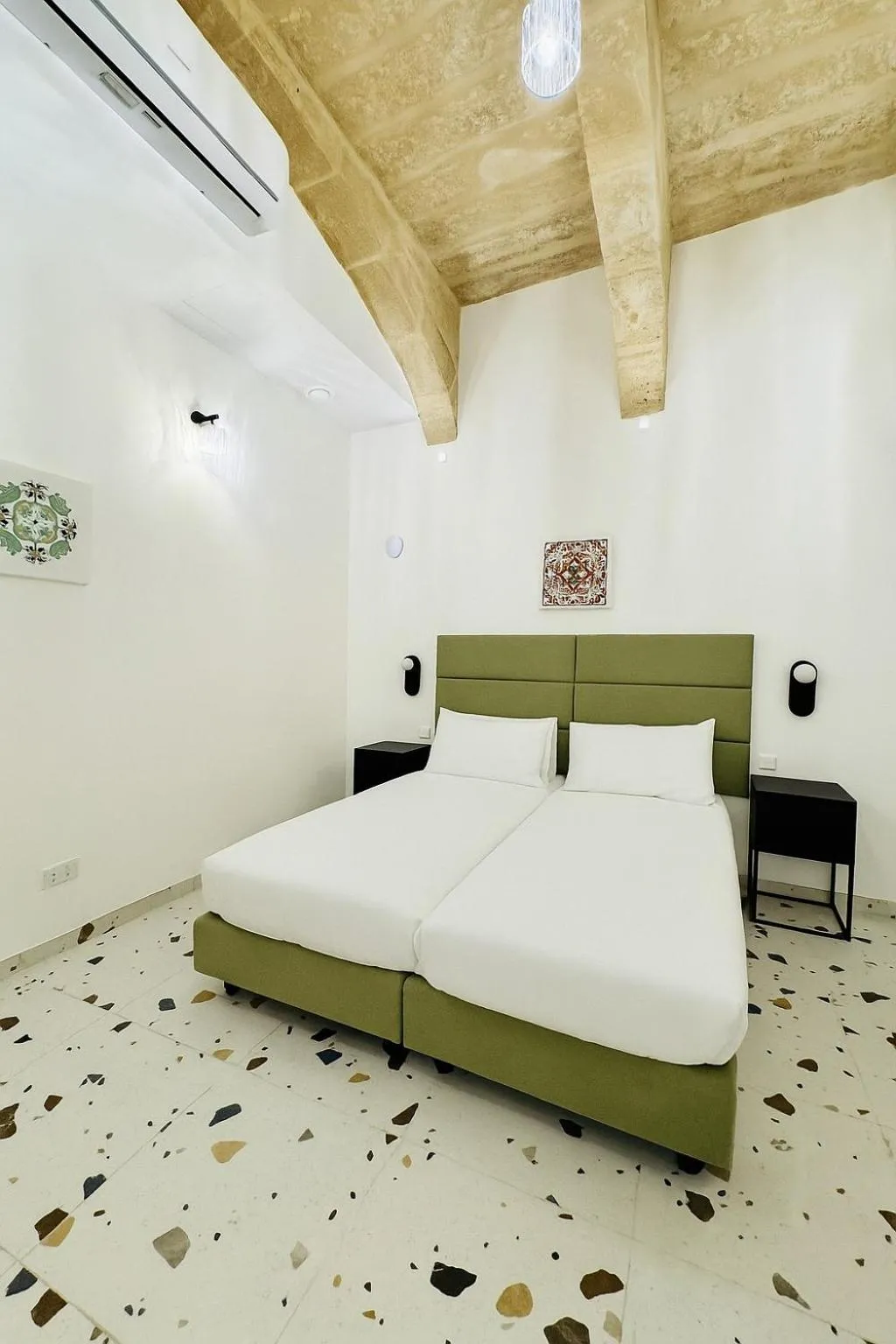 Bed in Vallettastay Classic Apartments