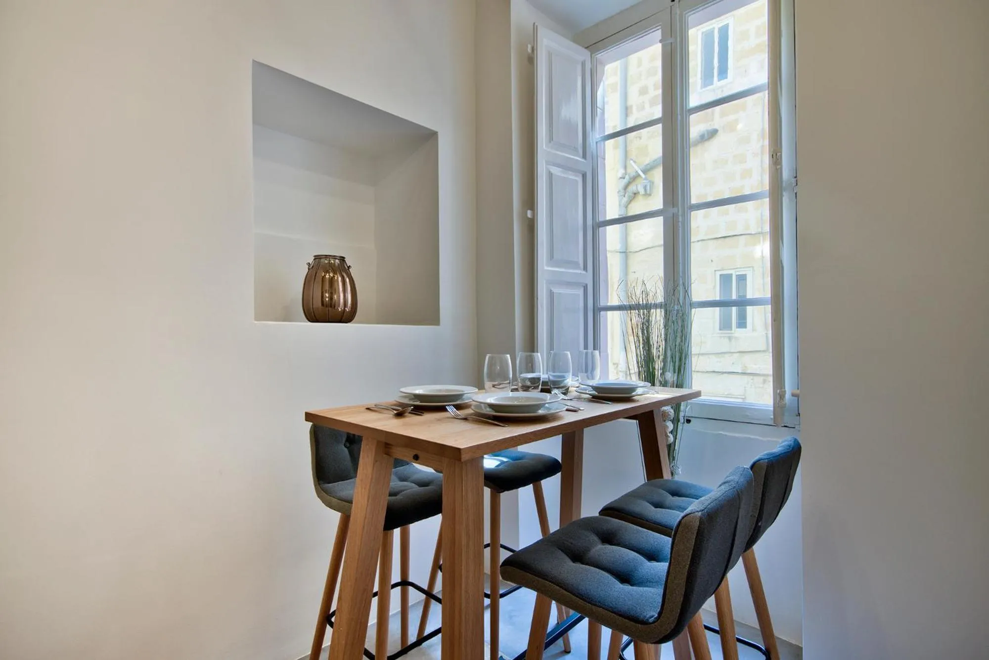 Dining area in Vallettastay Classic Apartments