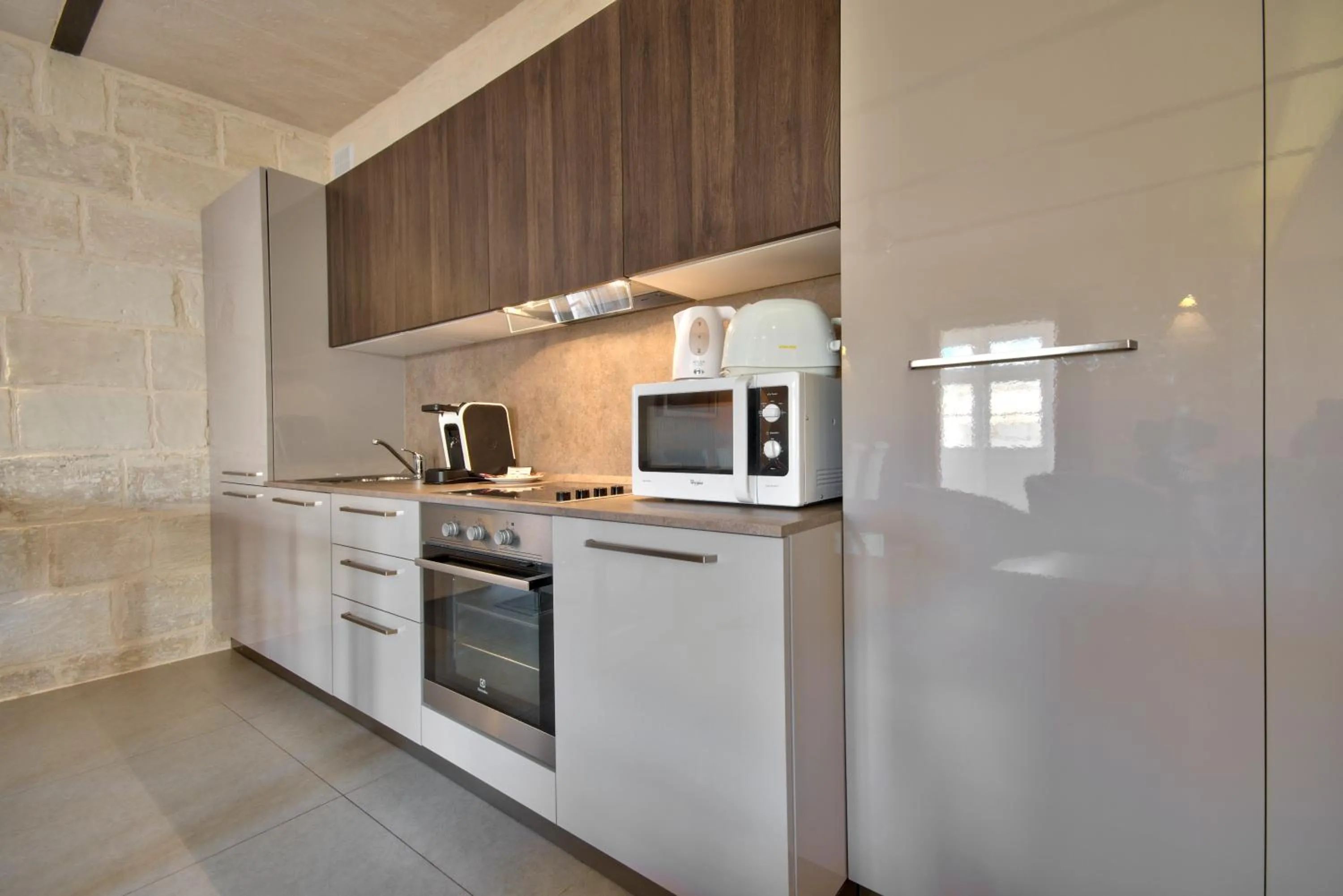 Kitchen or kitchenette in Vallettastay Classic Apartments