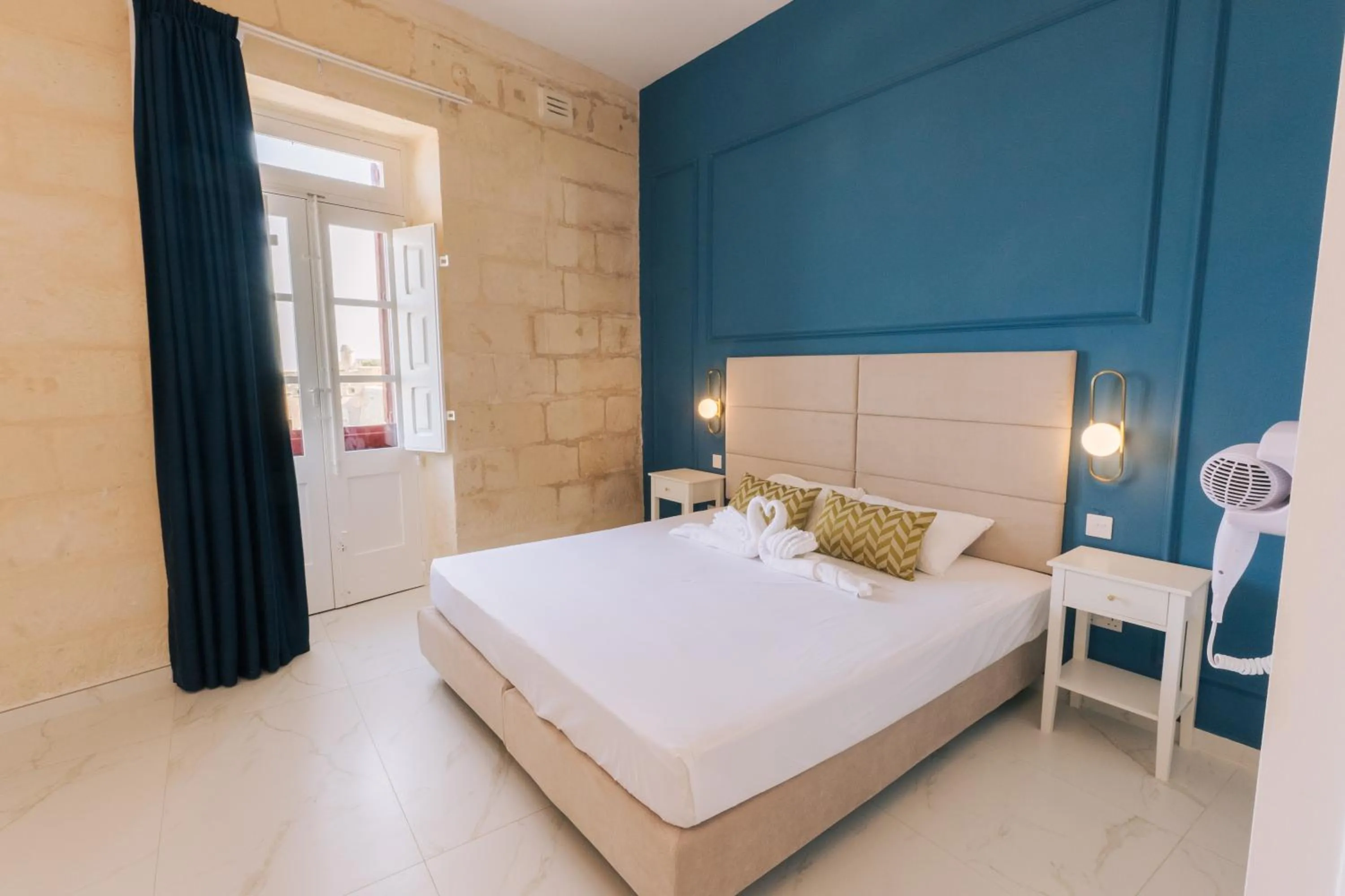 Bedroom, Bed in Vallettastay Classic Apartments