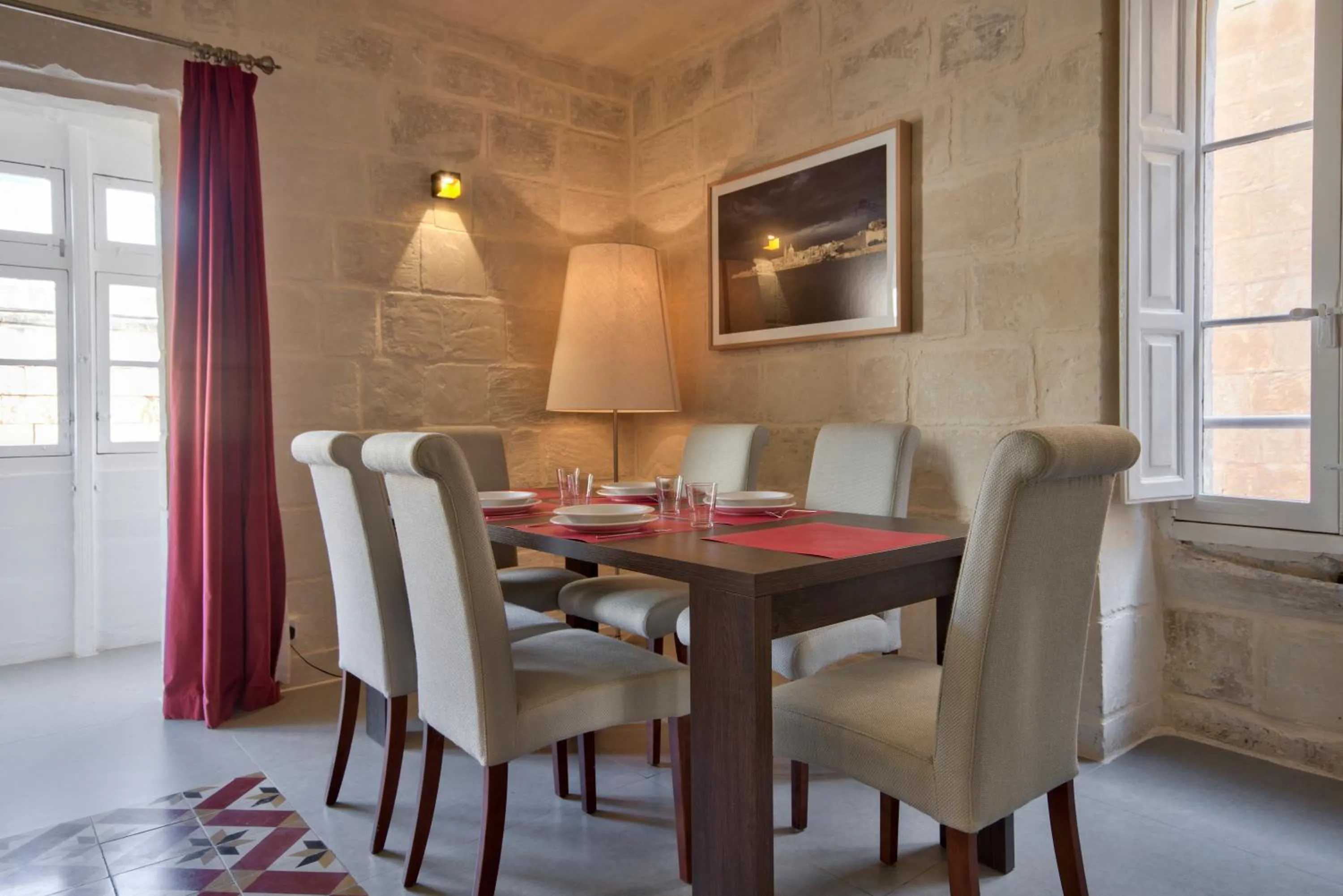 TV and multimedia in Vallettastay Classic Apartments