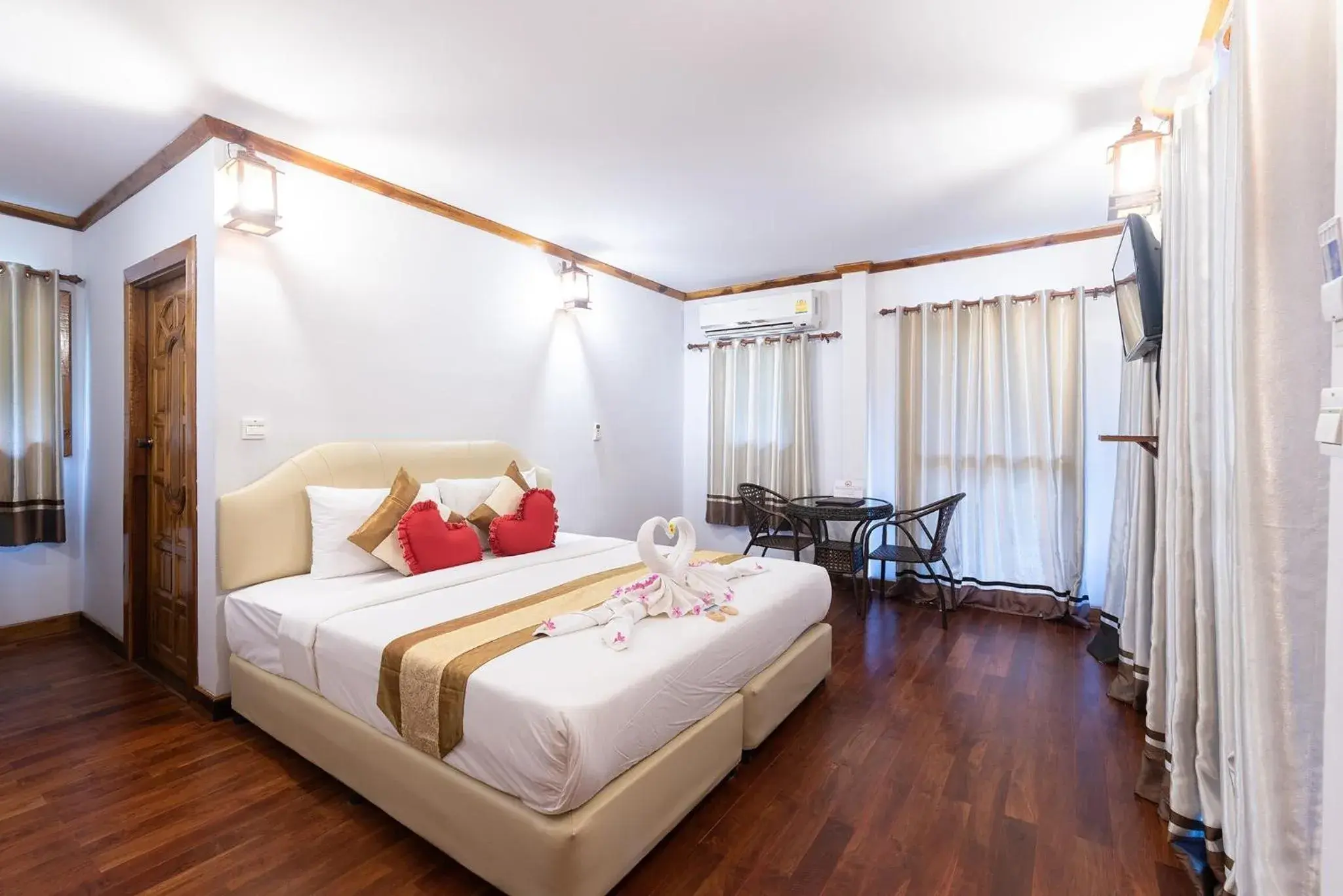 Bedroom, Bed in Phi Phi The Beach Resort Bedroom, Bed in Phi Phi The Beach Resort