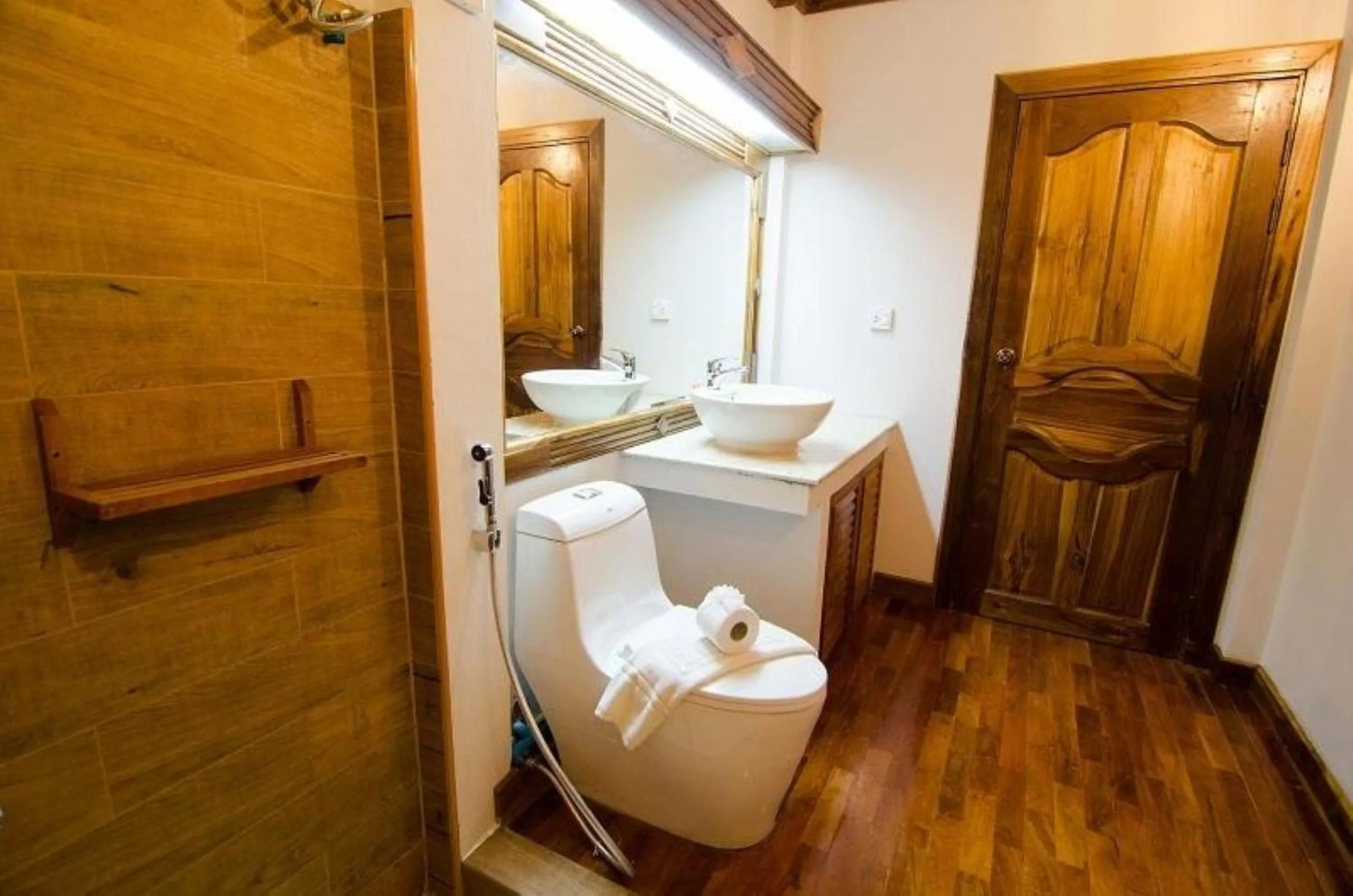 Bathroom in Phi Phi The Beach Resort