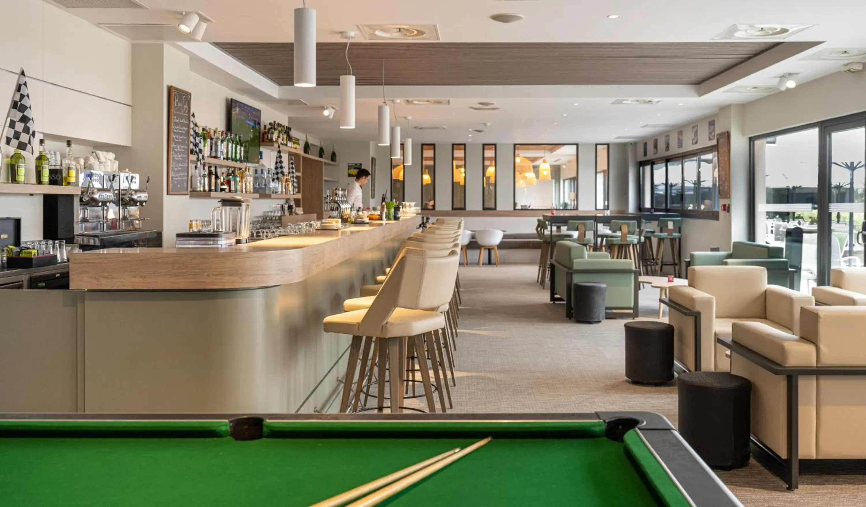 Lounge/Bar in Grand Prix Hôtel & Restaurant