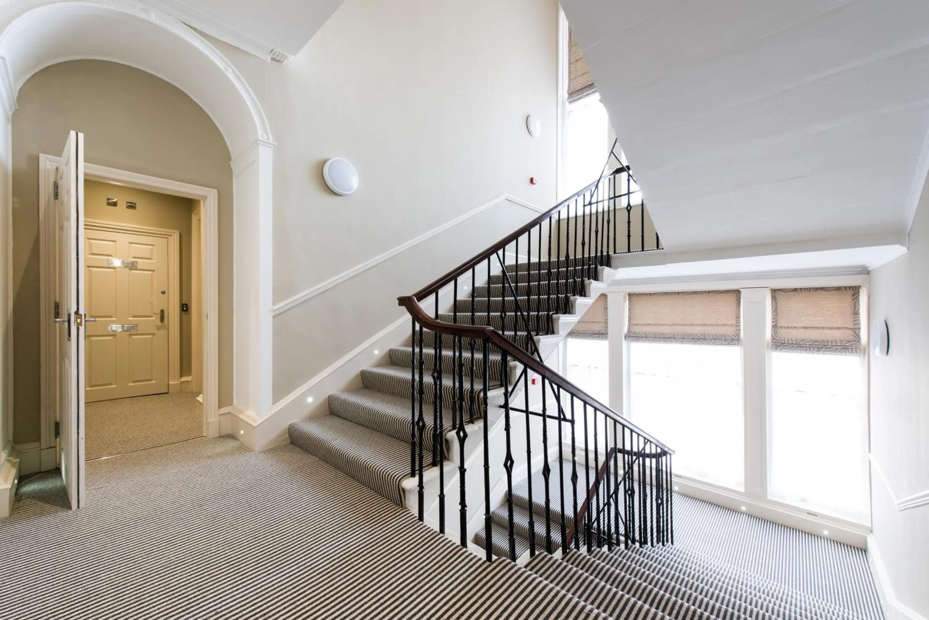 Royal Princes Suites