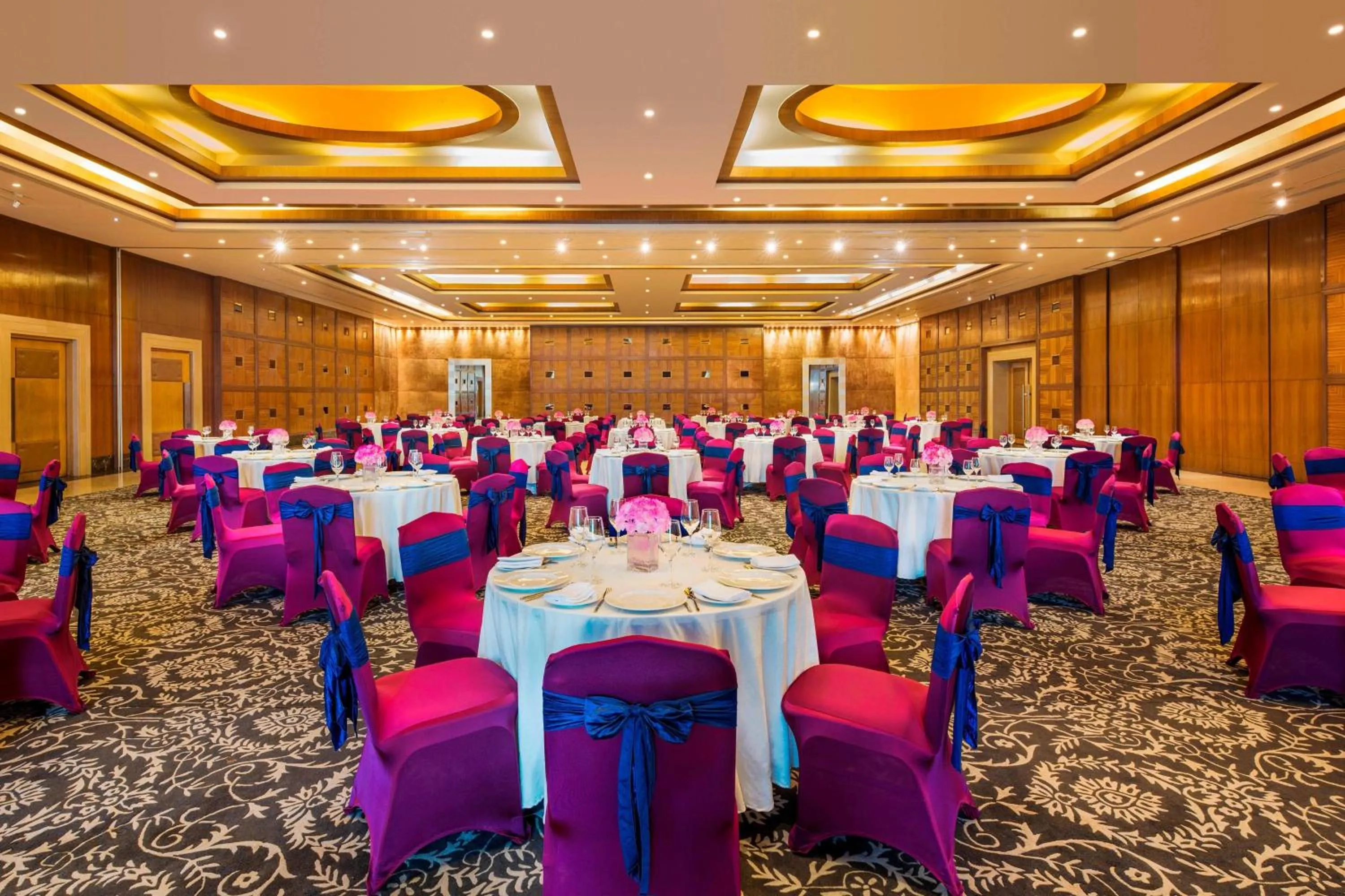 Meeting/conference room in Le Meridien Nagpur