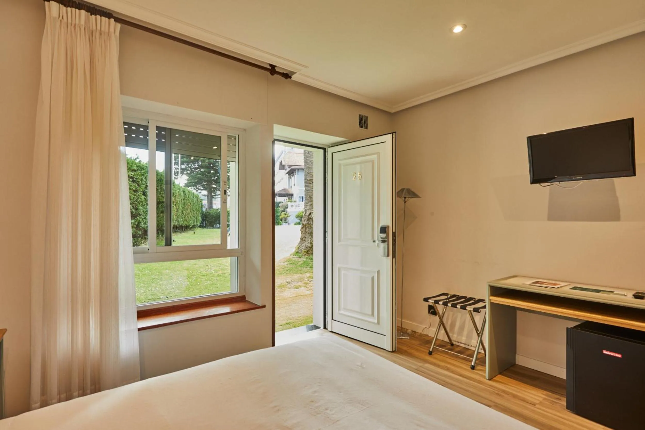 Bed in Silken Gran Hotel del Sella