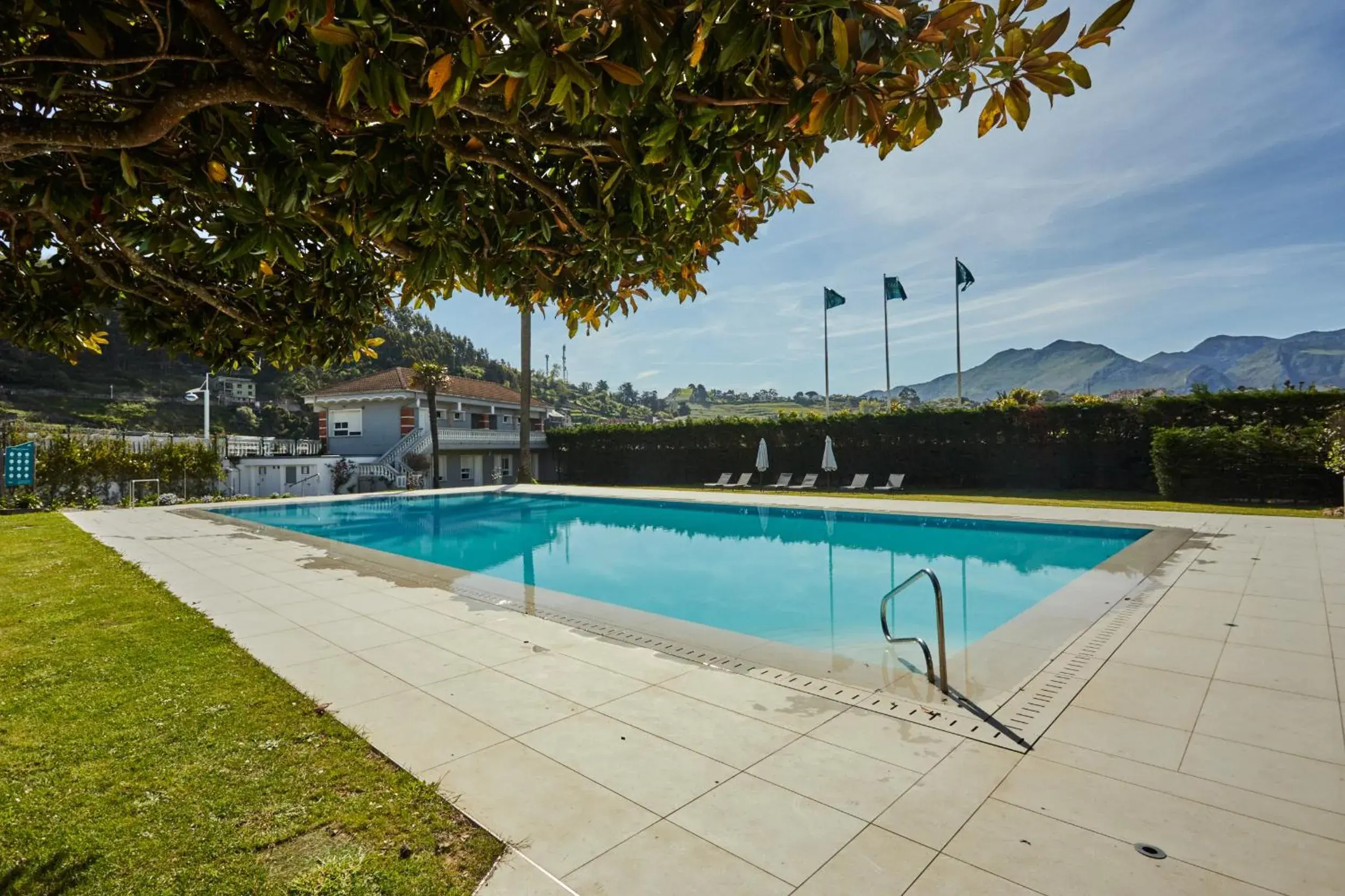 Swimming pool in Silken Gran Hotel del Sella Swimming pool in Silken Gran Hotel del Sella
