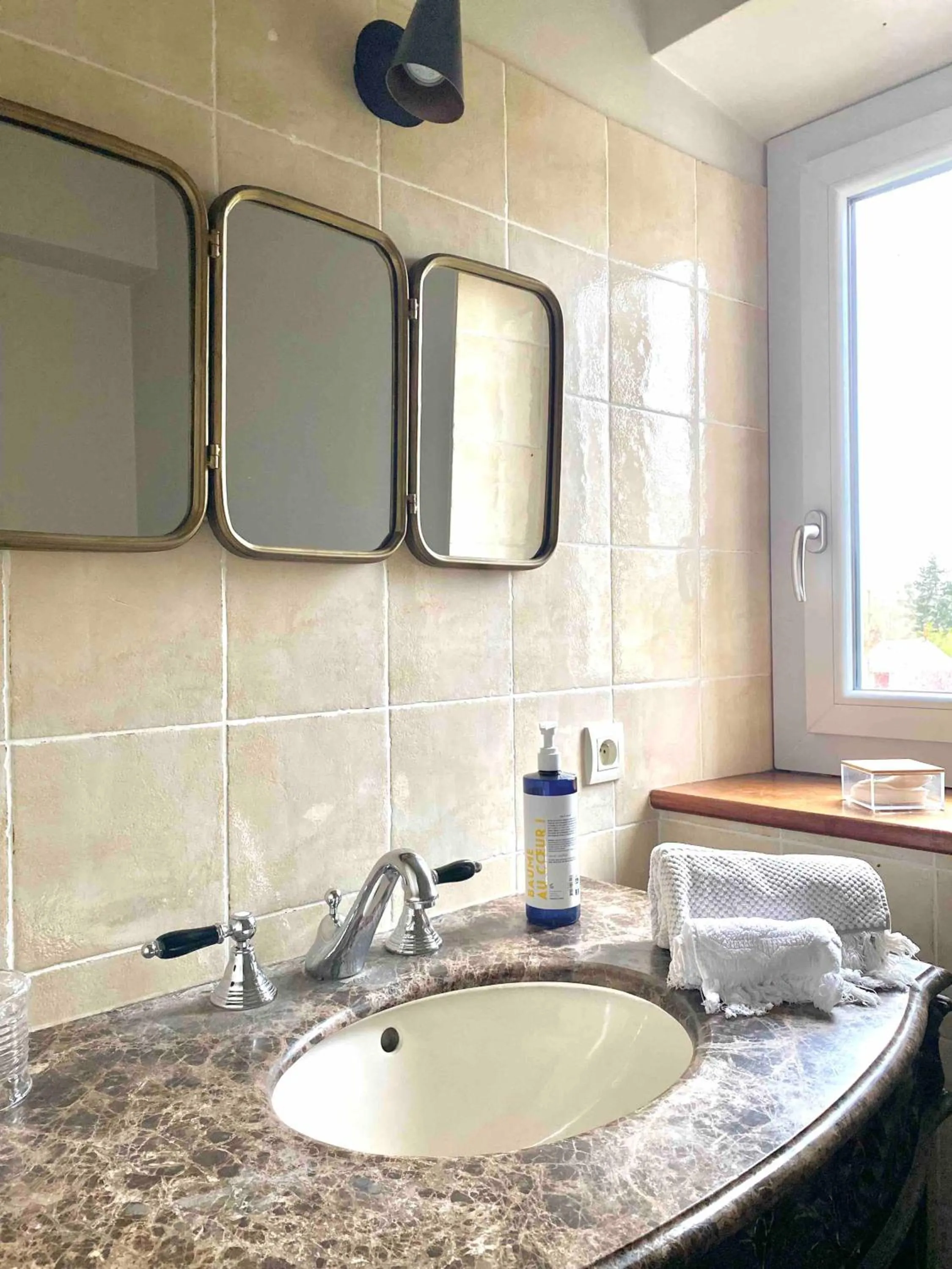 Shower in Le Moulin Du Port