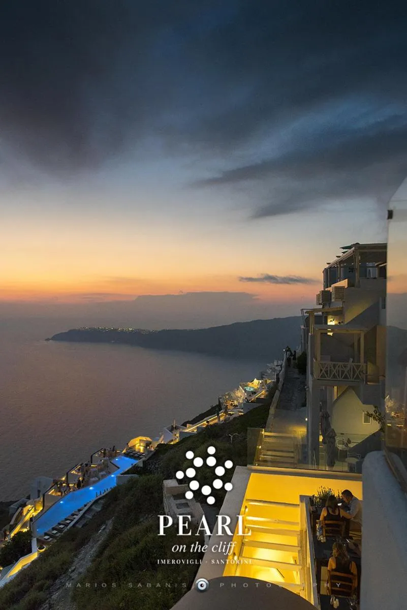 Property building in Pearl on the Cliff Hotel & Suites by Pearl Hotel Collection