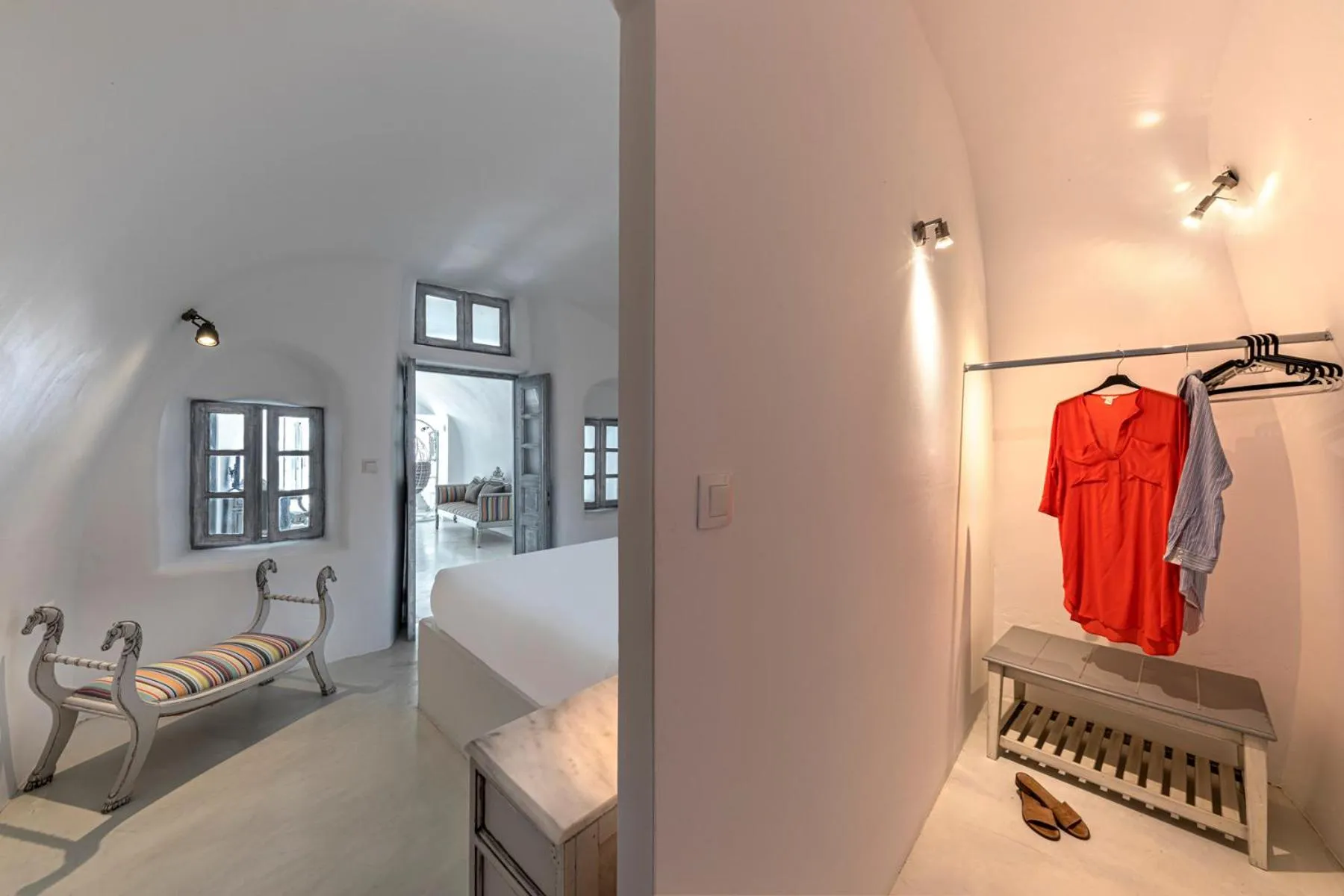 wardrobe in Pearl on the Cliff Hotel & Suites by Pearl Hotel Collection