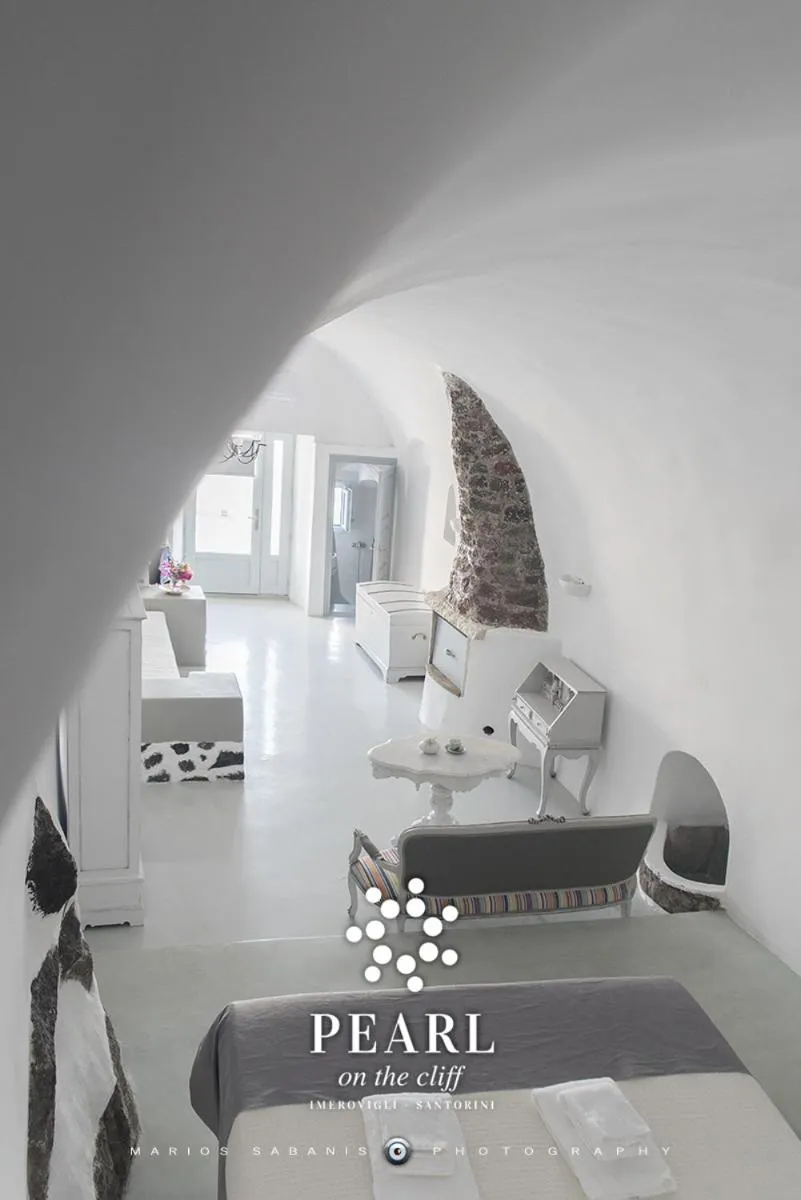 Bedroom in Pearl on the Cliff Hotel & Suites by Pearl Hotel Collection