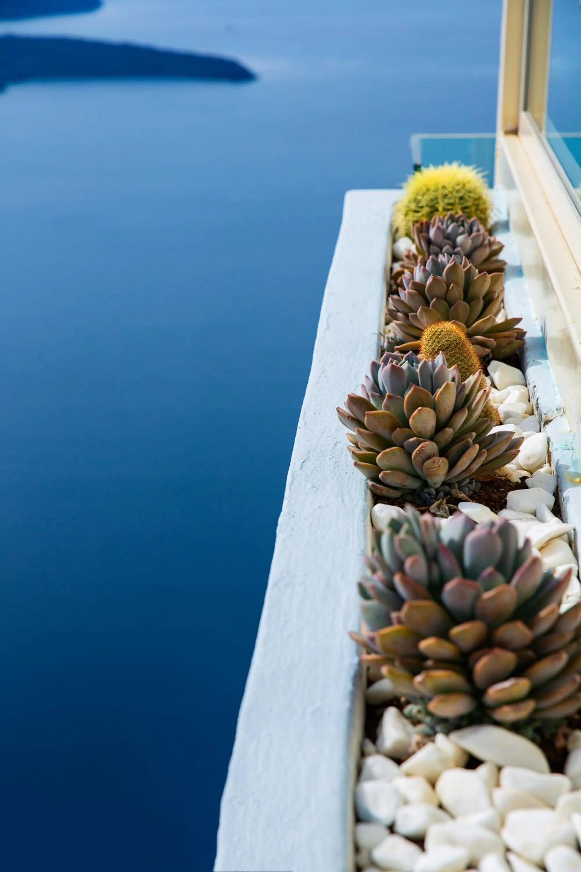 Property building in Pearl on the Cliff Hotel & Suites by Pearl Hotel Collection