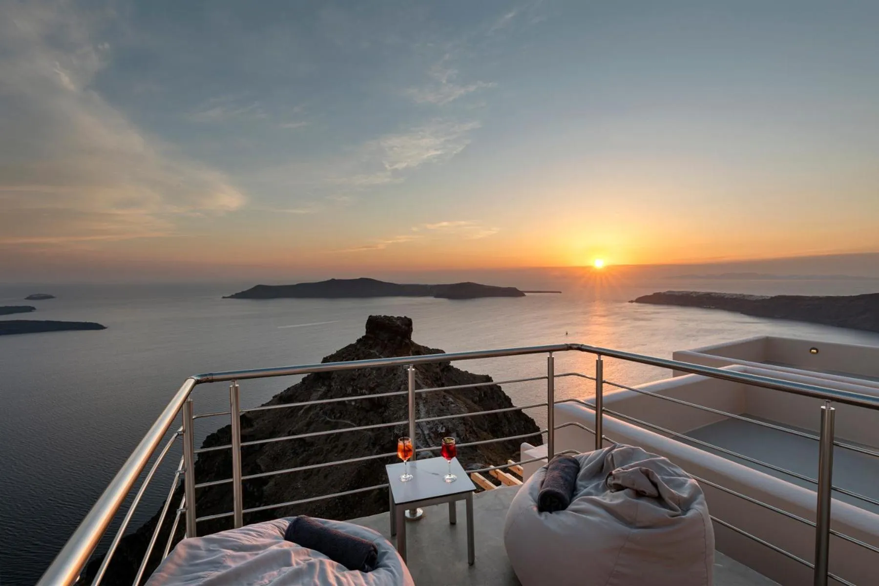 Balcony/Terrace in Pearl on the Cliff Hotel & Suites by Pearl Hotel Collection