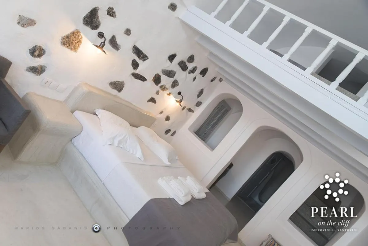 Patio in Pearl on the Cliff Hotel & Suites by Pearl Hotel Collection