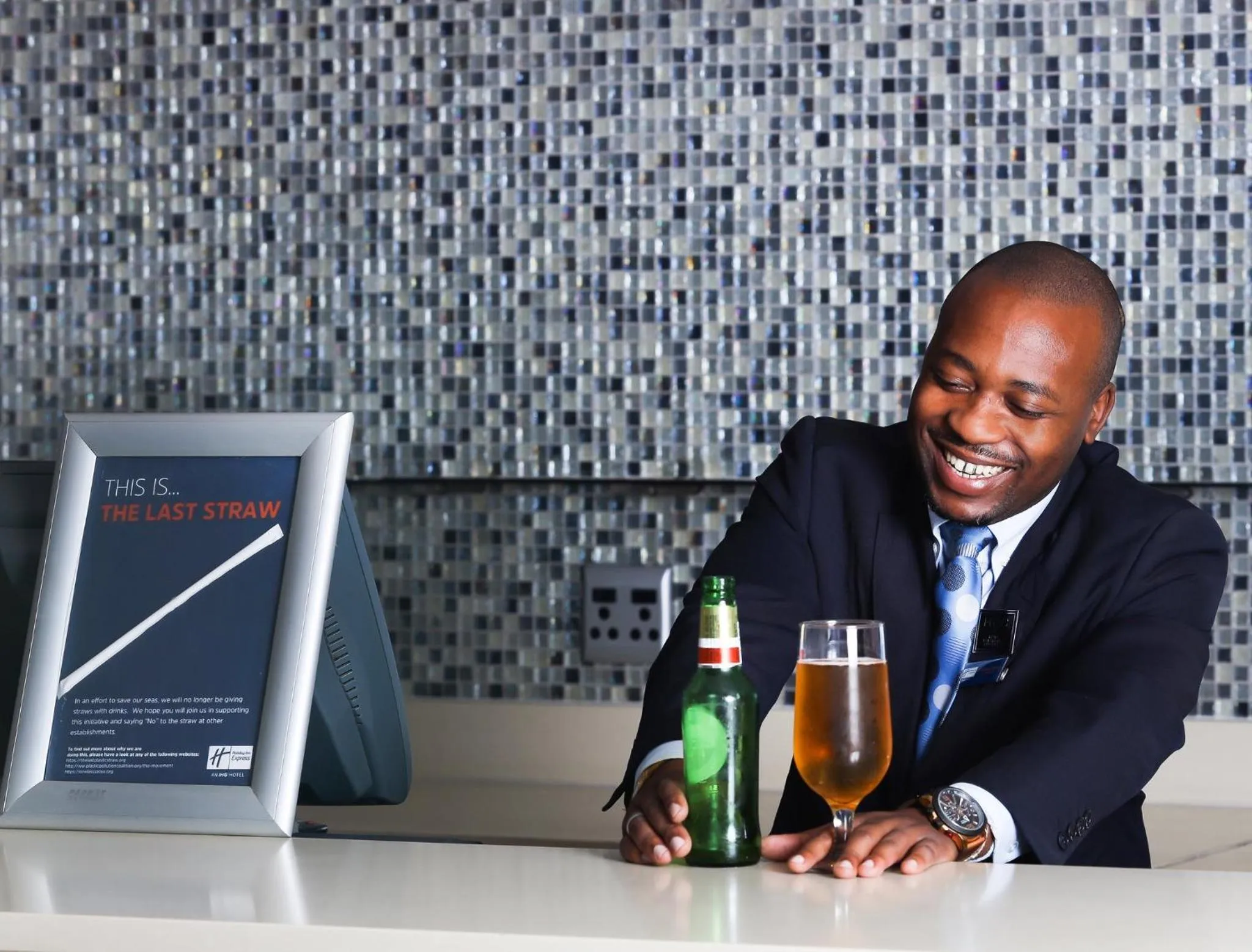 Lounge or bar in Holiday Inn Express Durban - Umhlanga by IHG