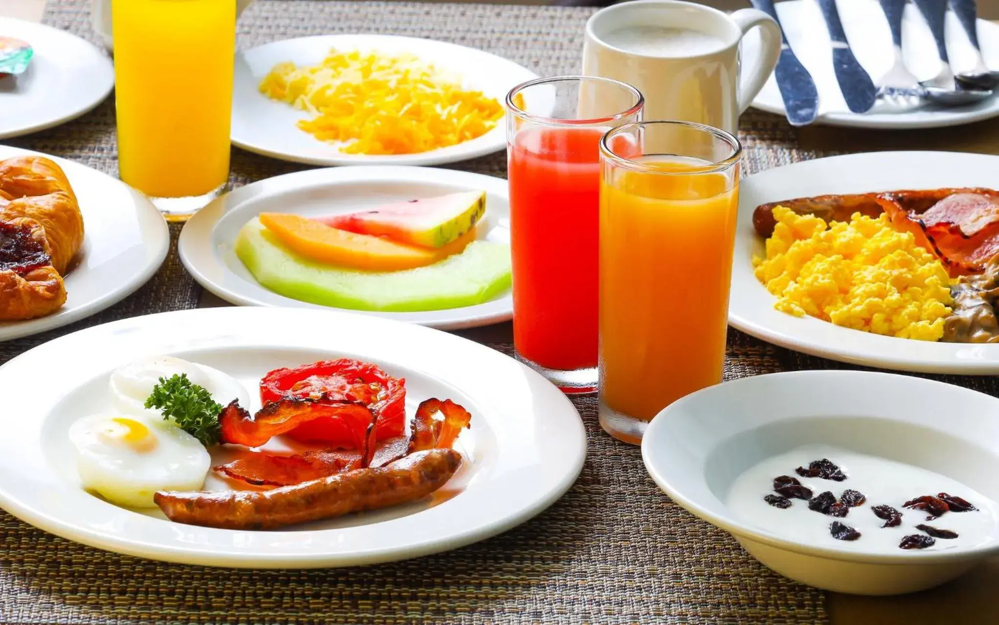 Breakfast in Holiday Inn Express Durban - Umhlanga by IHG Breakfast in Holiday Inn Express Durban - Umhlanga by IHG