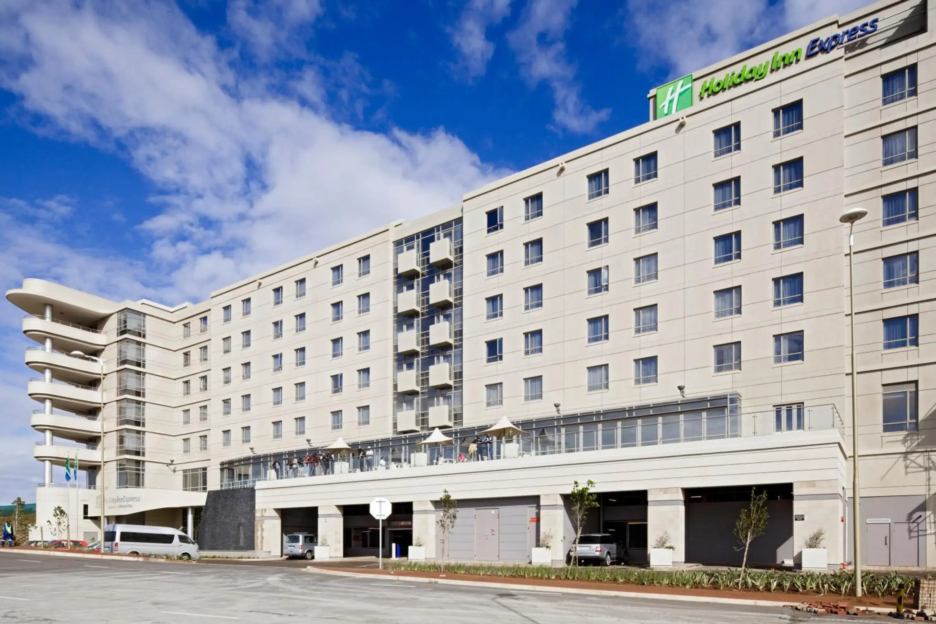Property building in Holiday Inn Express Durban - Umhlanga by IHG Property building in Holiday Inn Express Durban - Umhlanga by IHG