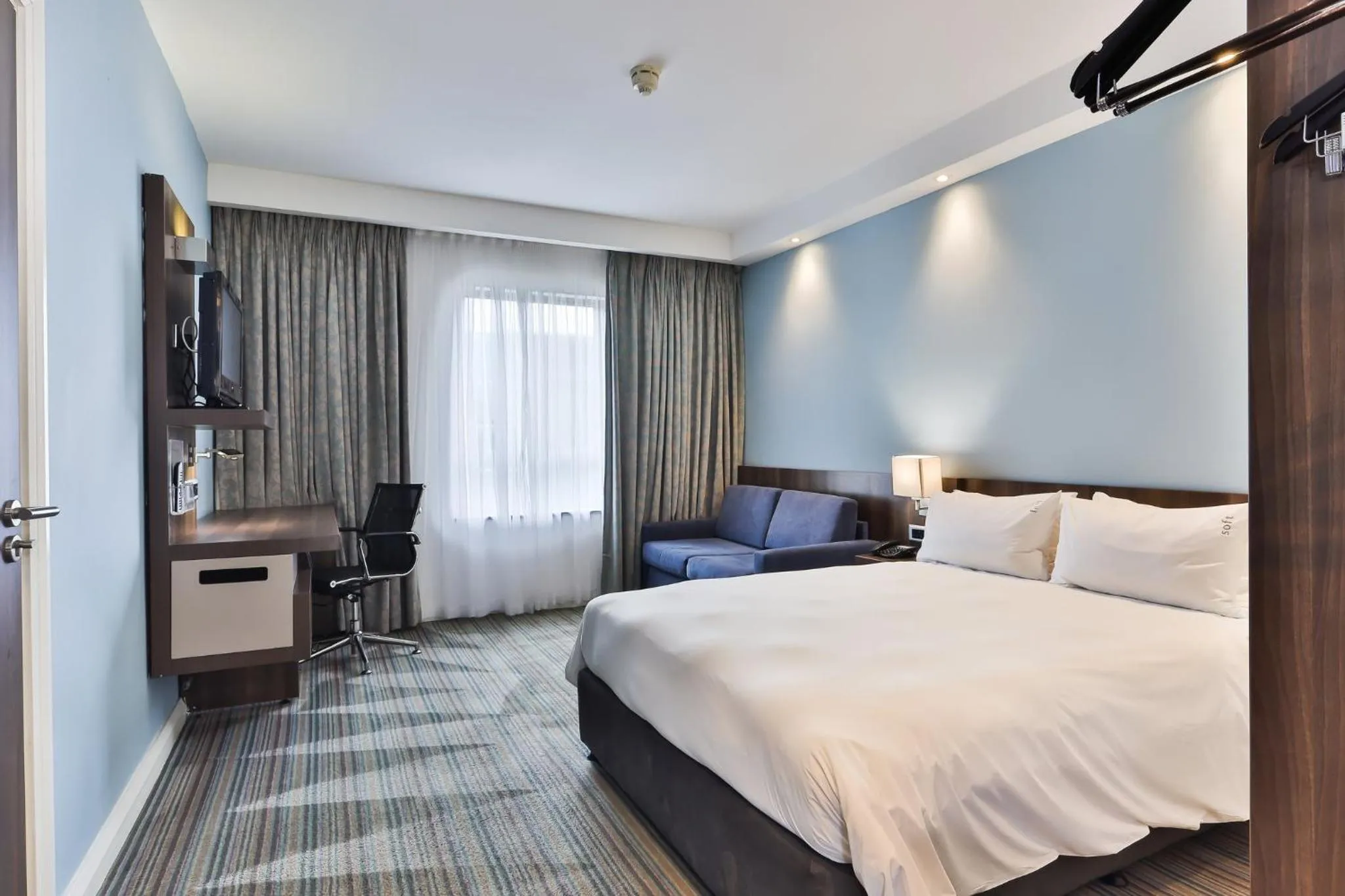Photo of the whole room, Bed in Holiday Inn Express Durban - Umhlanga by IHG