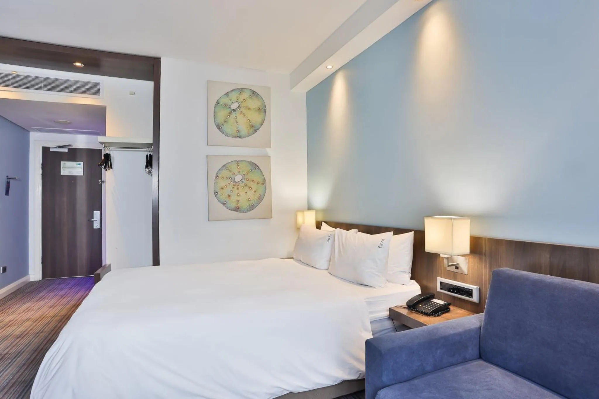 Photo of the whole room, Bed in Holiday Inn Express Durban - Umhlanga by IHG