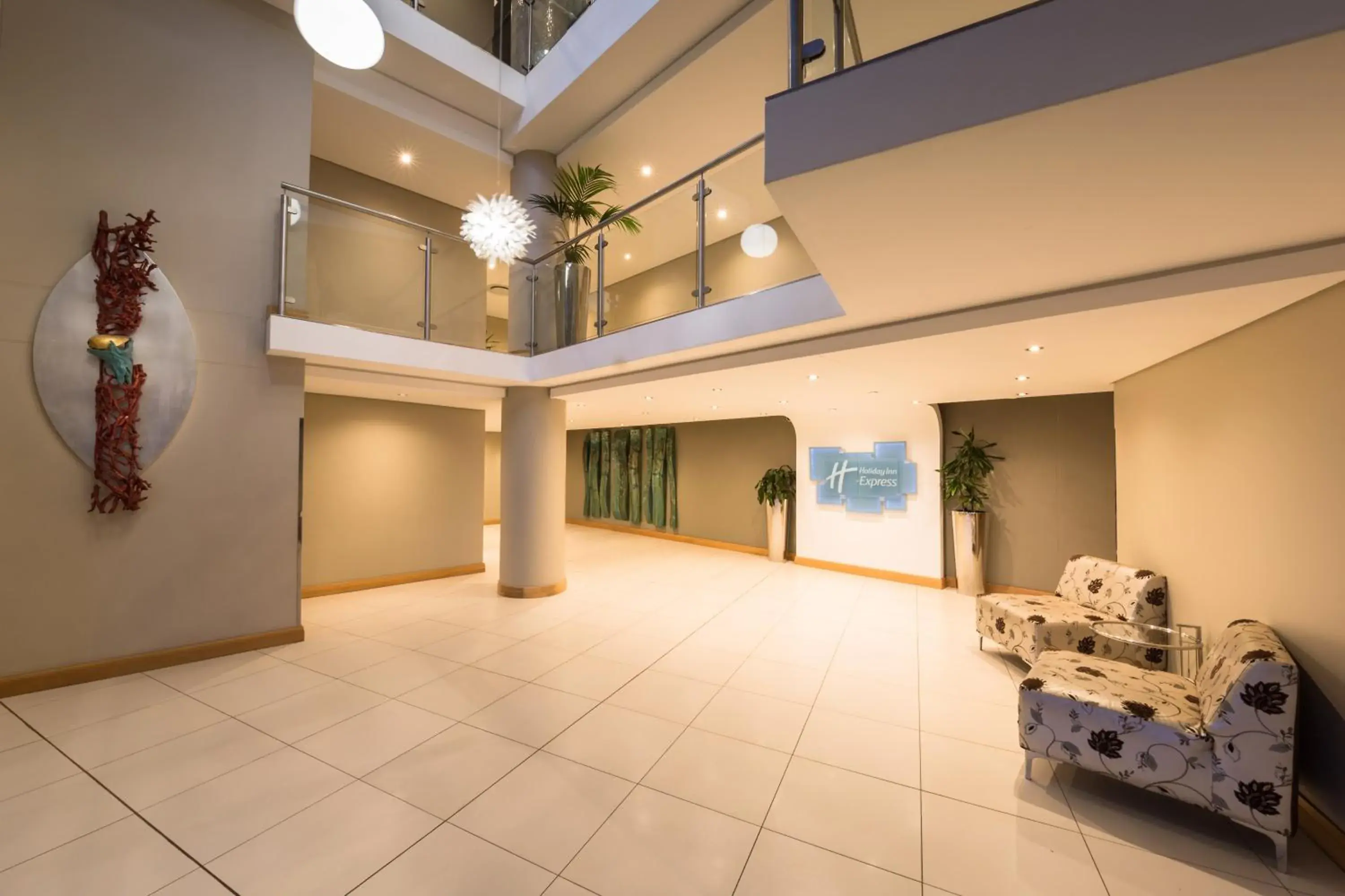 Property building in Holiday Inn Express Durban - Umhlanga by IHG Property building in Holiday Inn Express Durban - Umhlanga by IHG