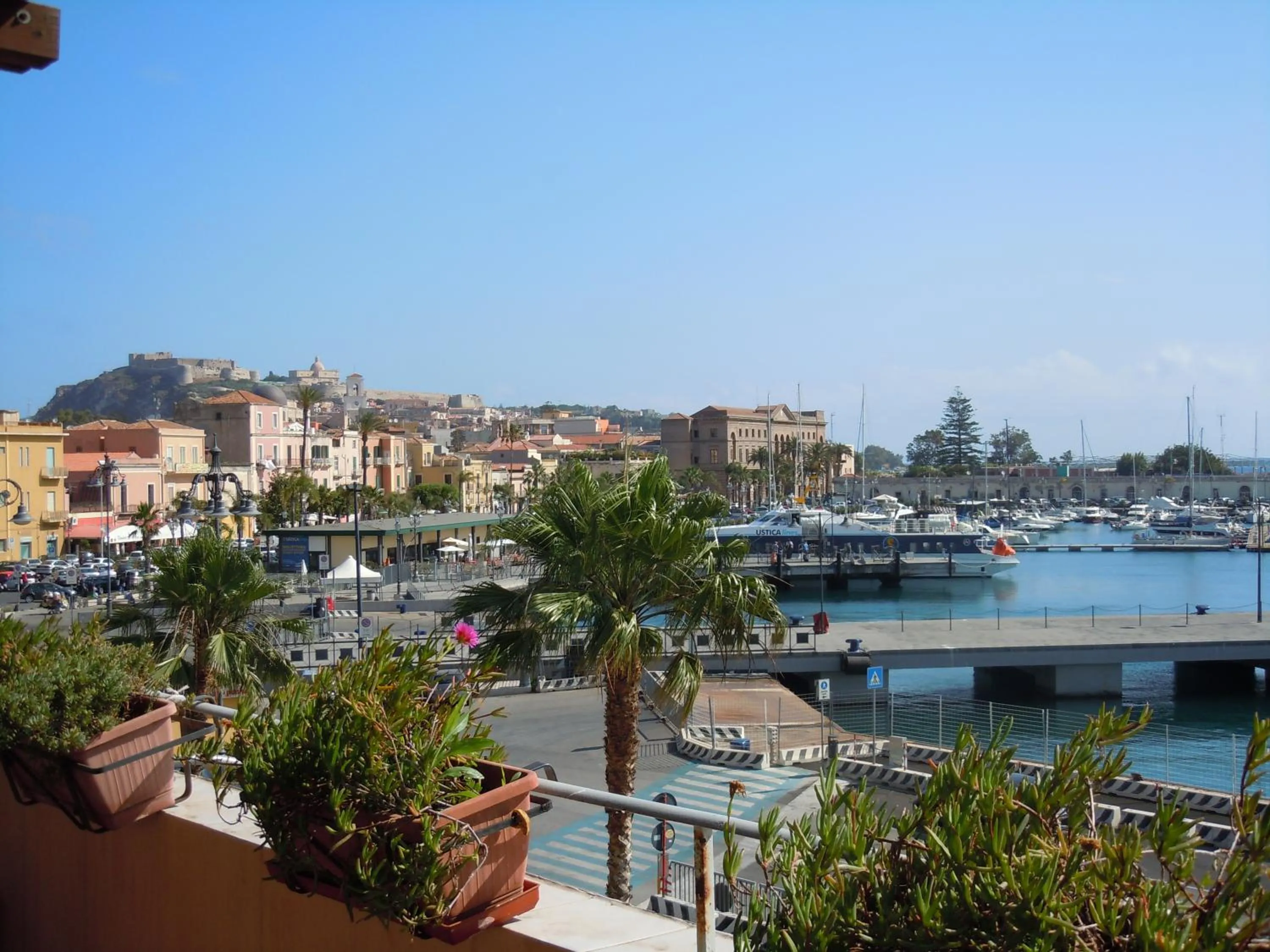 City view in Petit Hotel