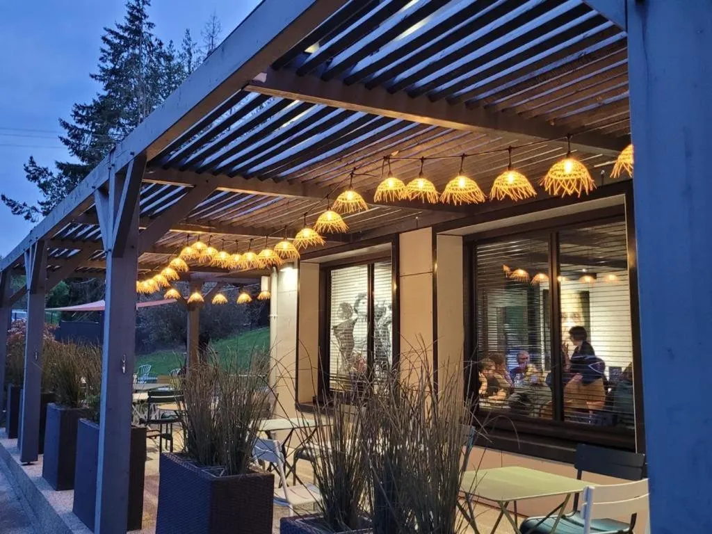 Hôtel Logis Restaurant La Fontaine