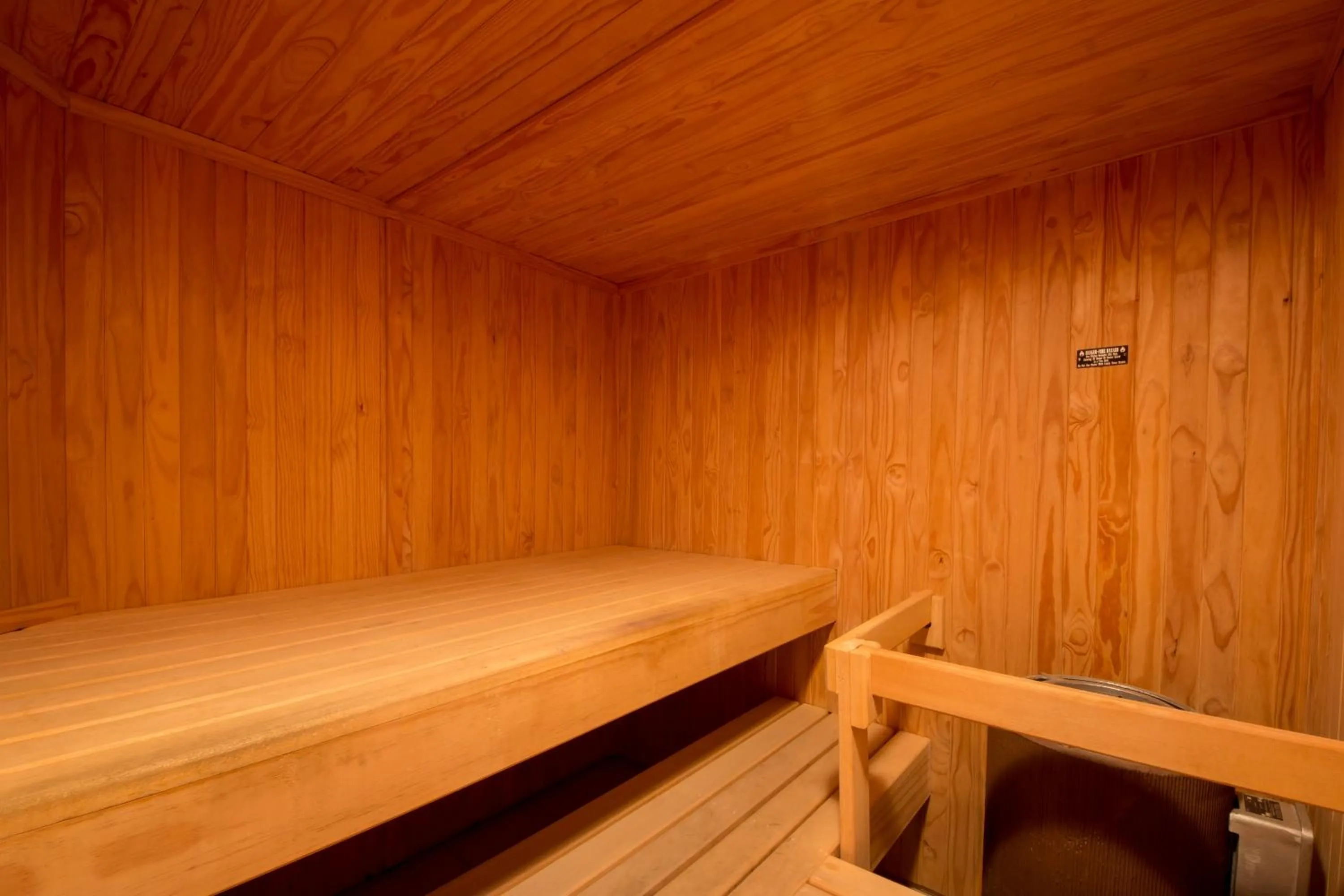 Area and facilities in Quarry Lake Inn