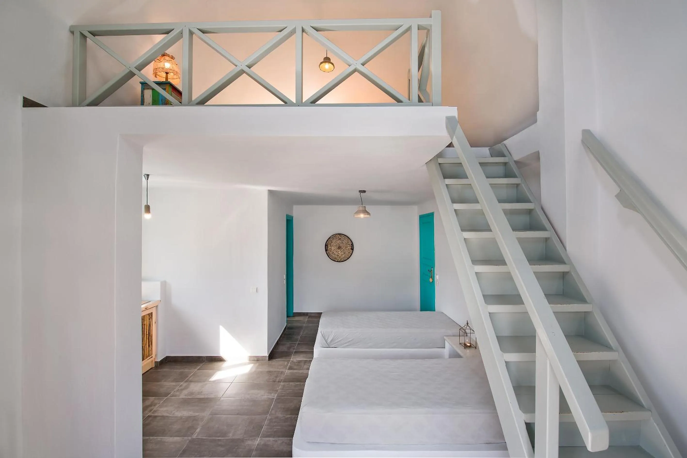 Bed in Nissia Beach Apartments & Suites