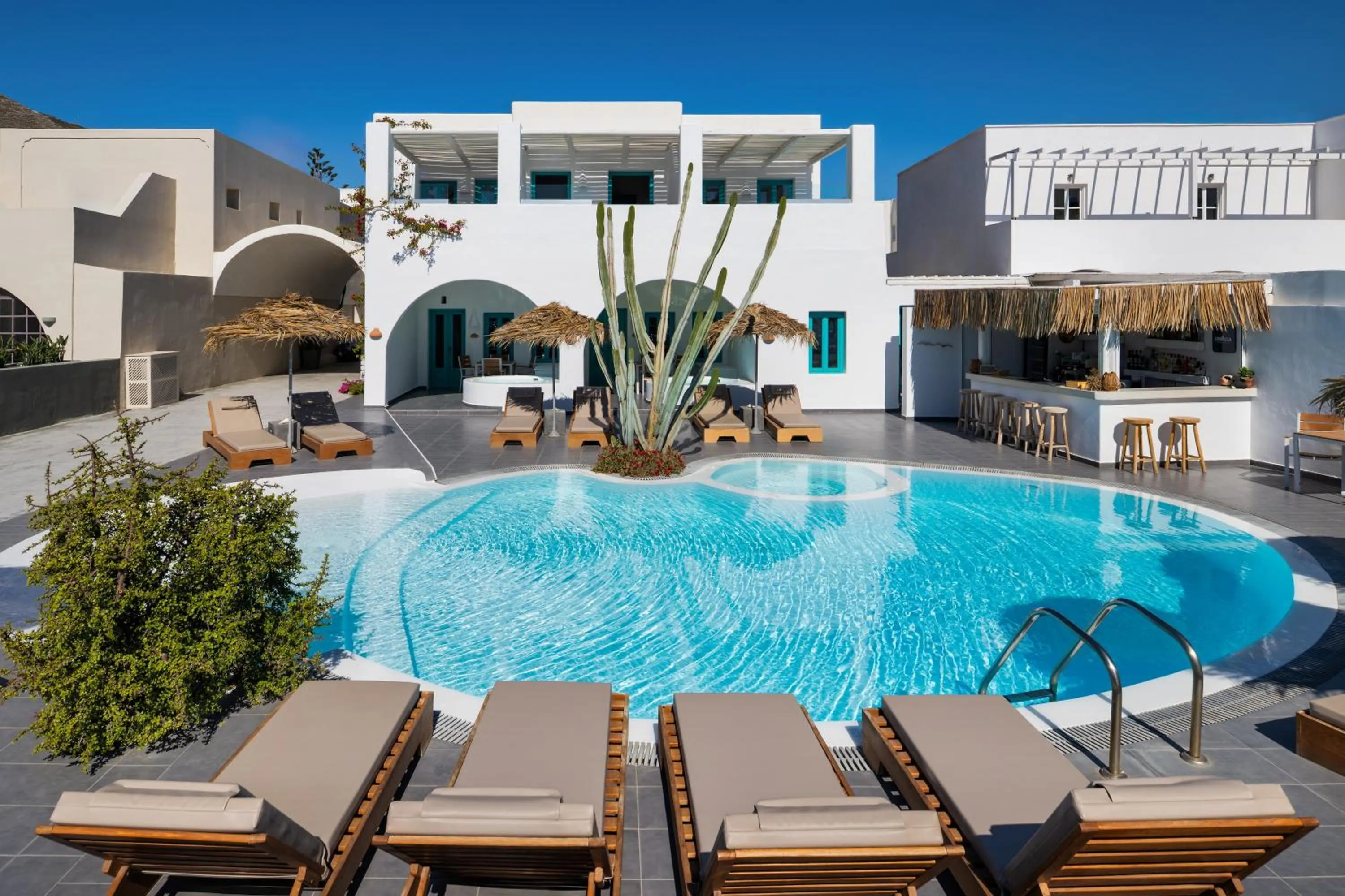 Swimming pool in Nissia Beach Apartments & Suites